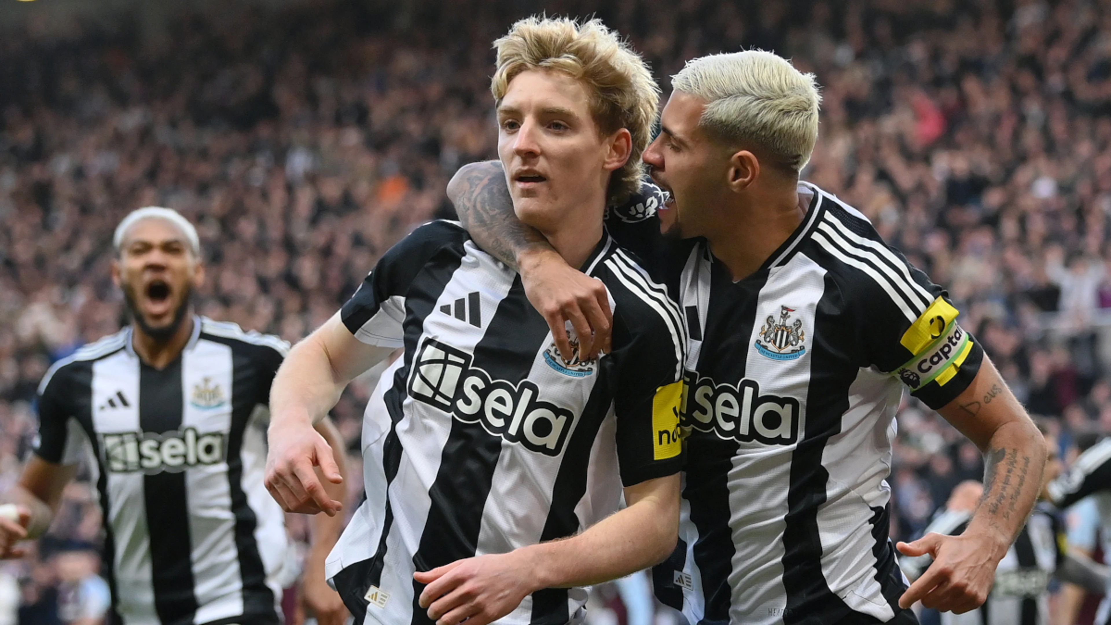 Newcastle continue chase for Europe berth at reeling Man United