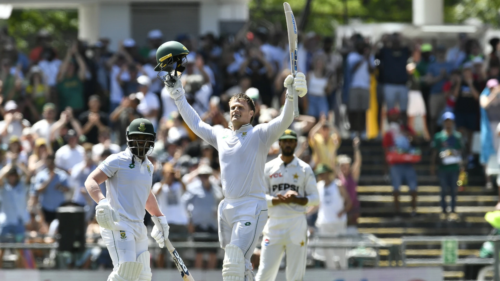 DAY 1: King Rickelton outshines Cape sun as Proteas dominate