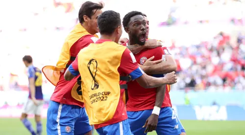 Fuller scores late for Costa Rica to stun Japan