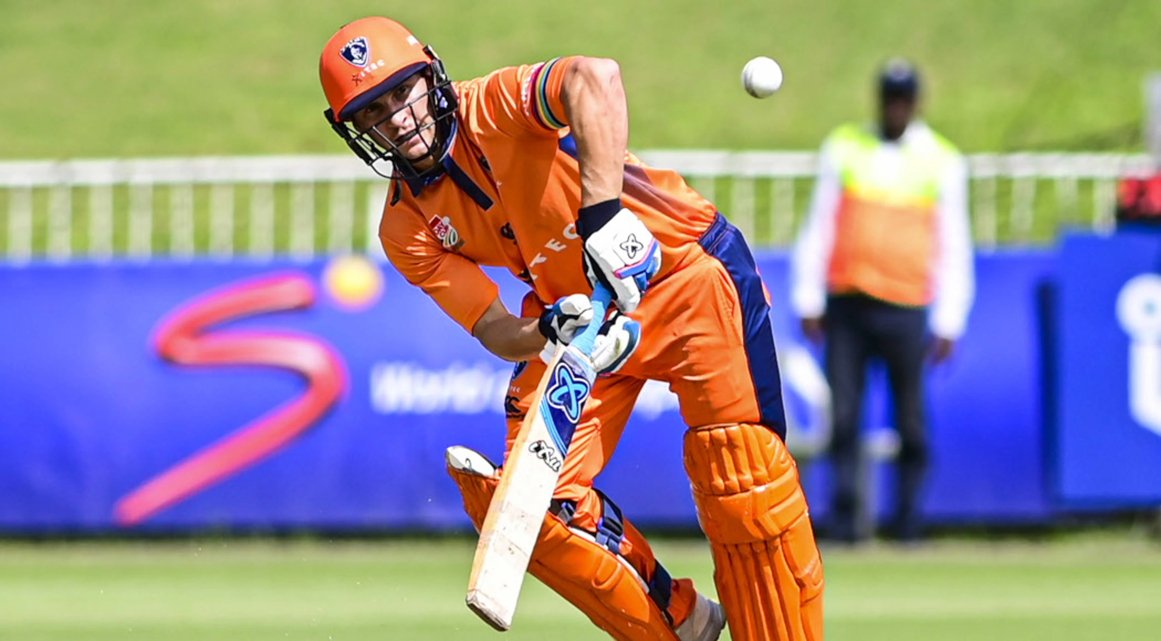 Van Tonder 43-ball 66 out-classes the Dolphins in Durban