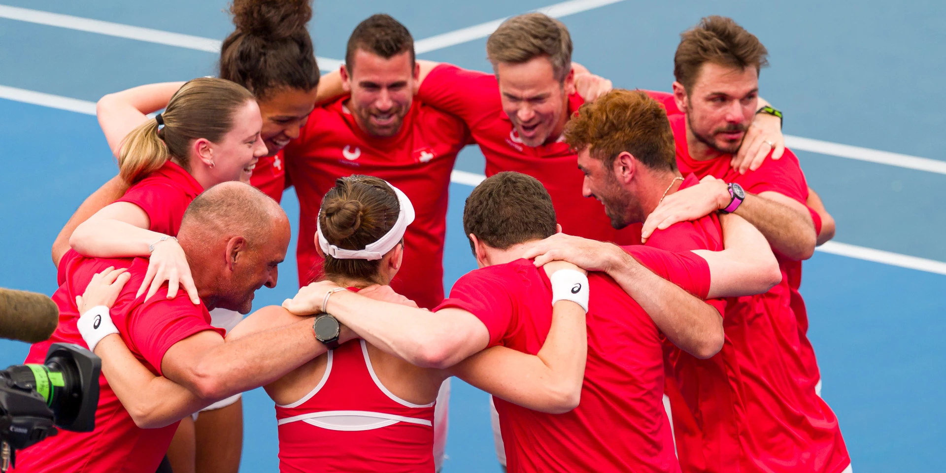Switzerland battle into United Cup final in searing Sydney heat