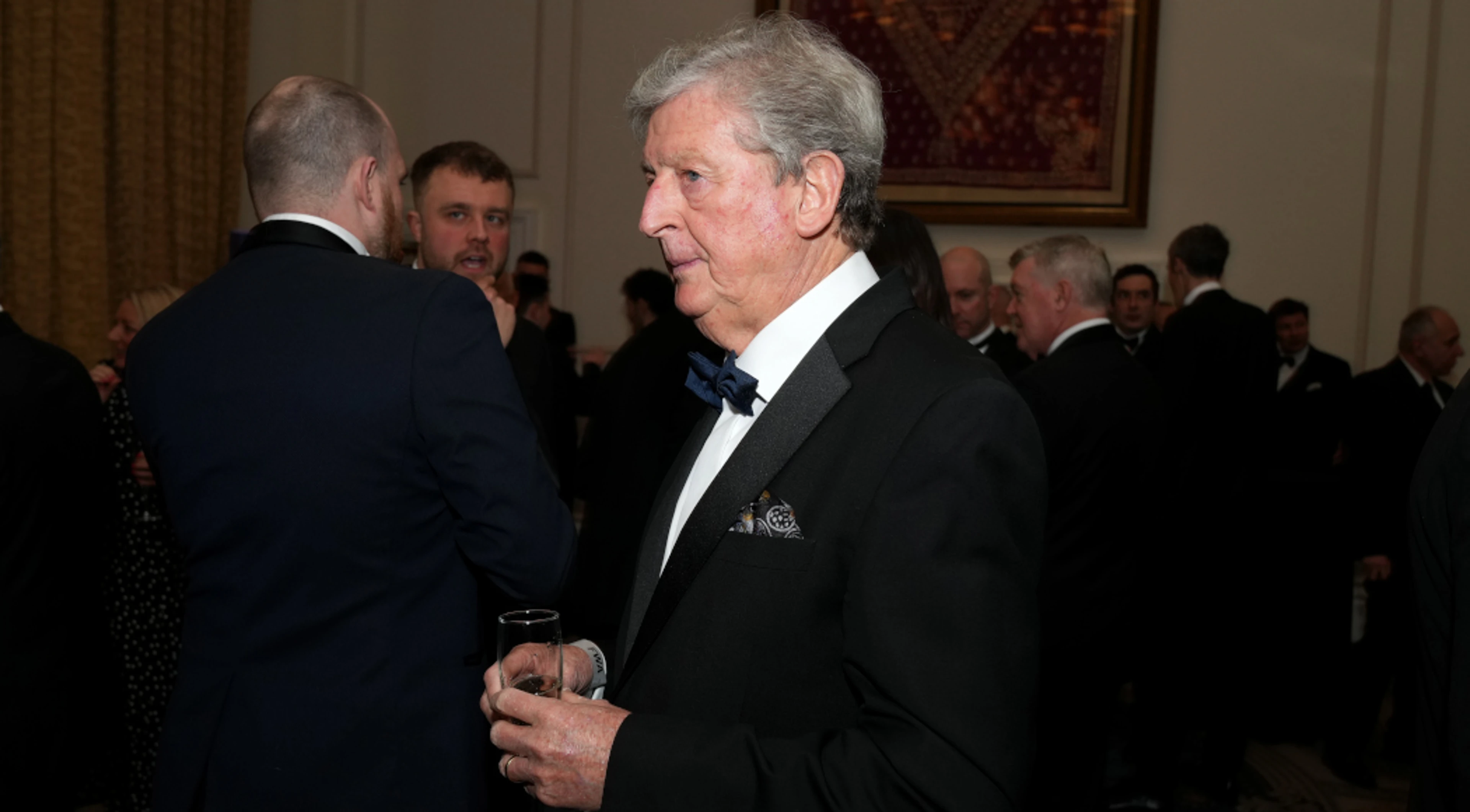 Palace reappoint Hodgson as coach to replace Vieira