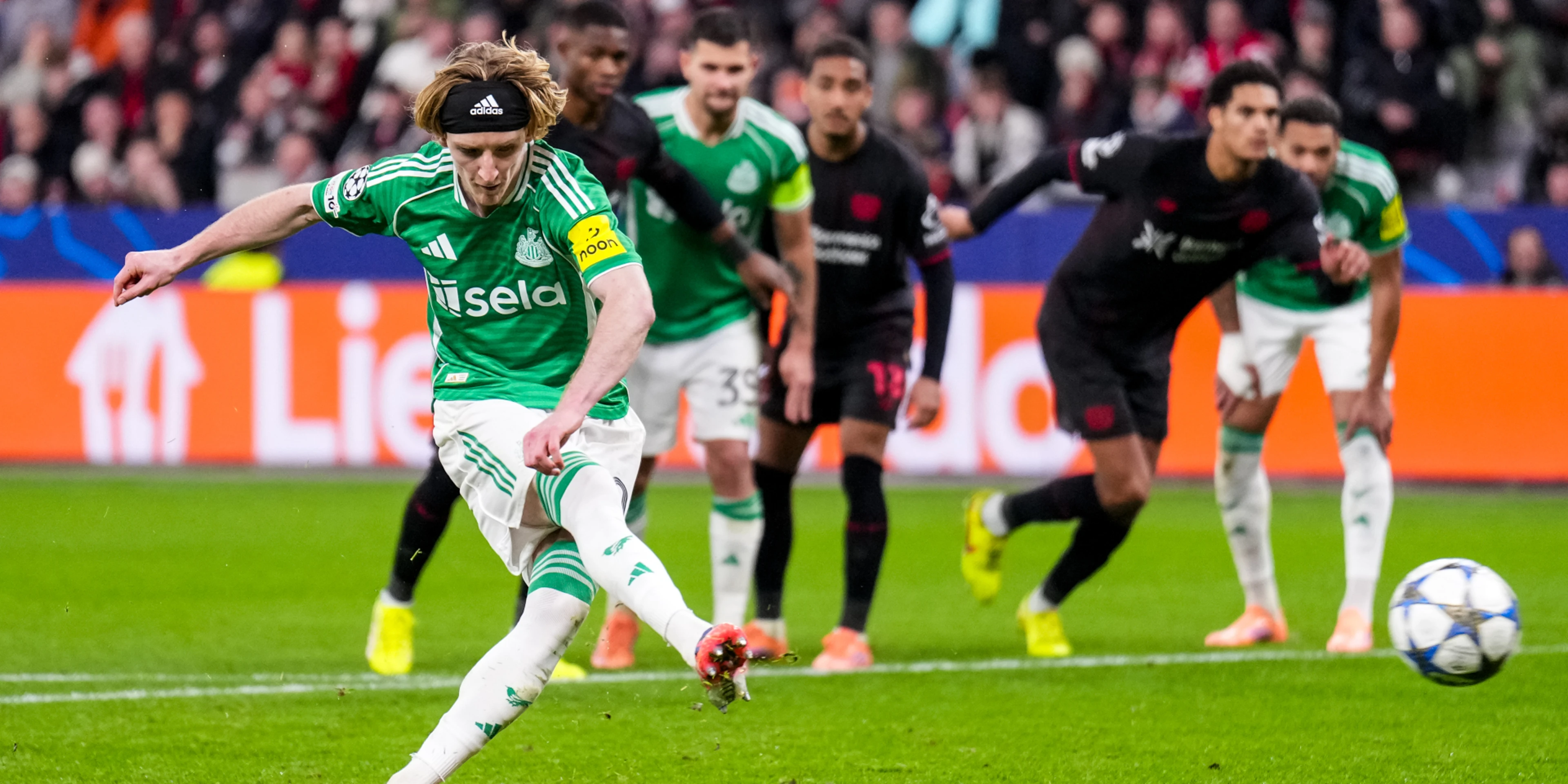 Grimaldo snatches late draw for Leverkusen against Newcastle