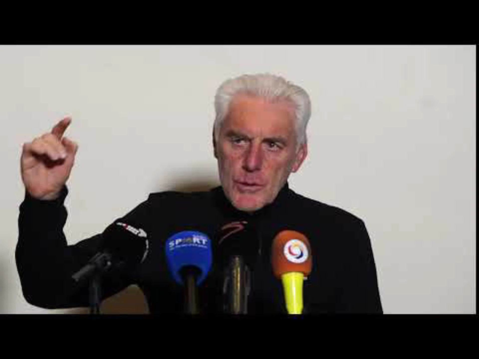 Hugo Bross' Roundtable | Reflects on the controversial VAR moment