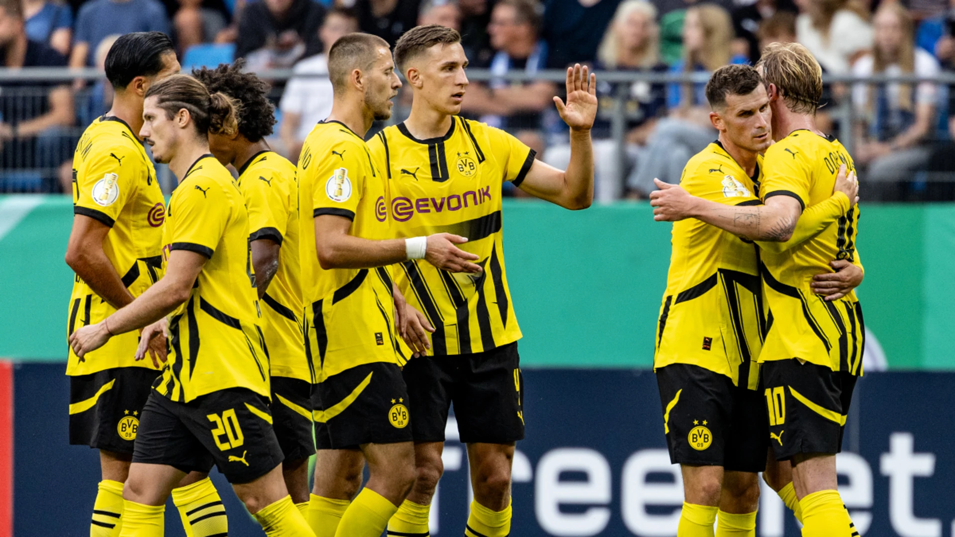 Dortmund, Leipzig cruise through German Cup first round