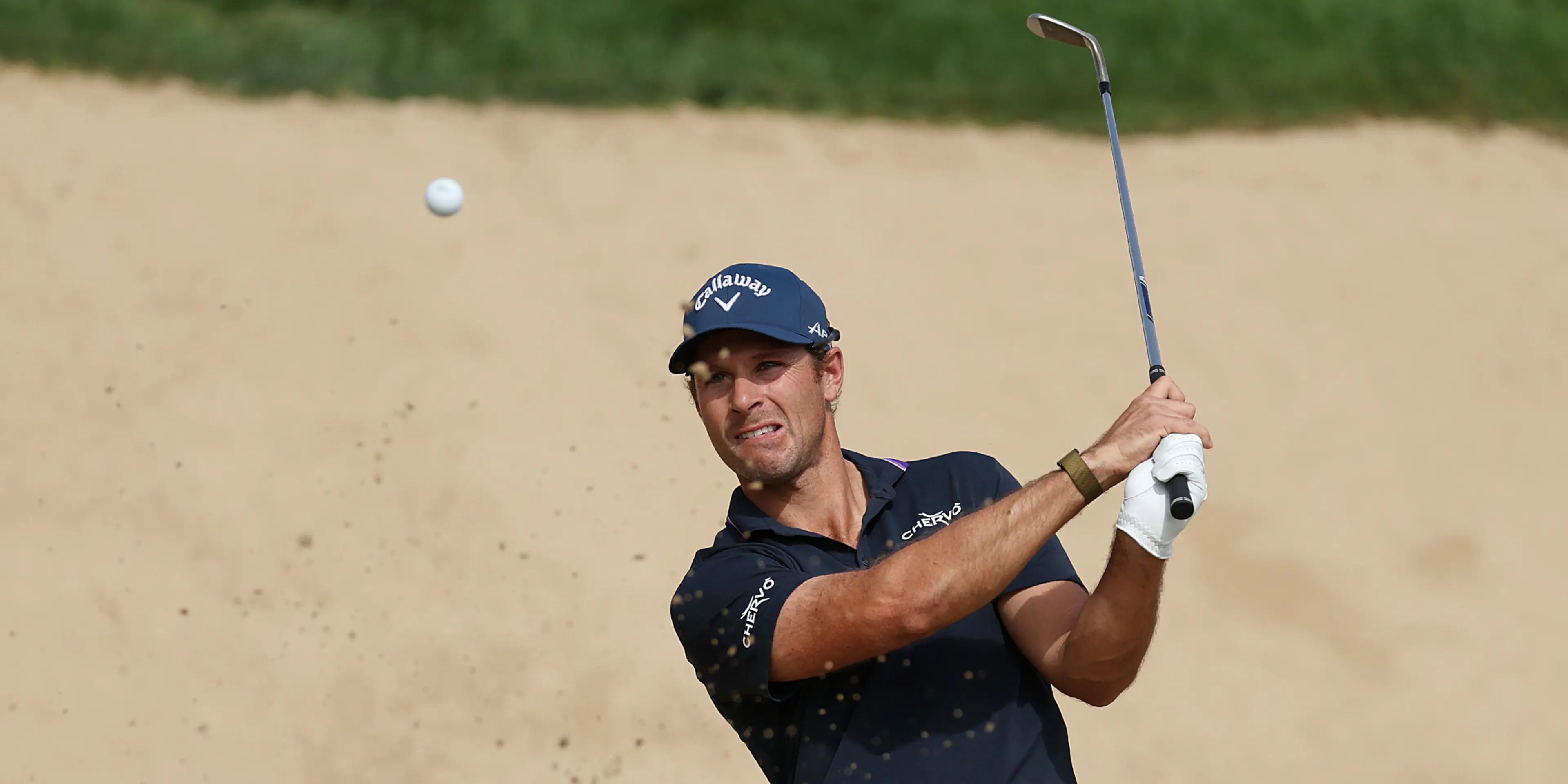 Golfer Pavan undergoes surgery after freak lift fall