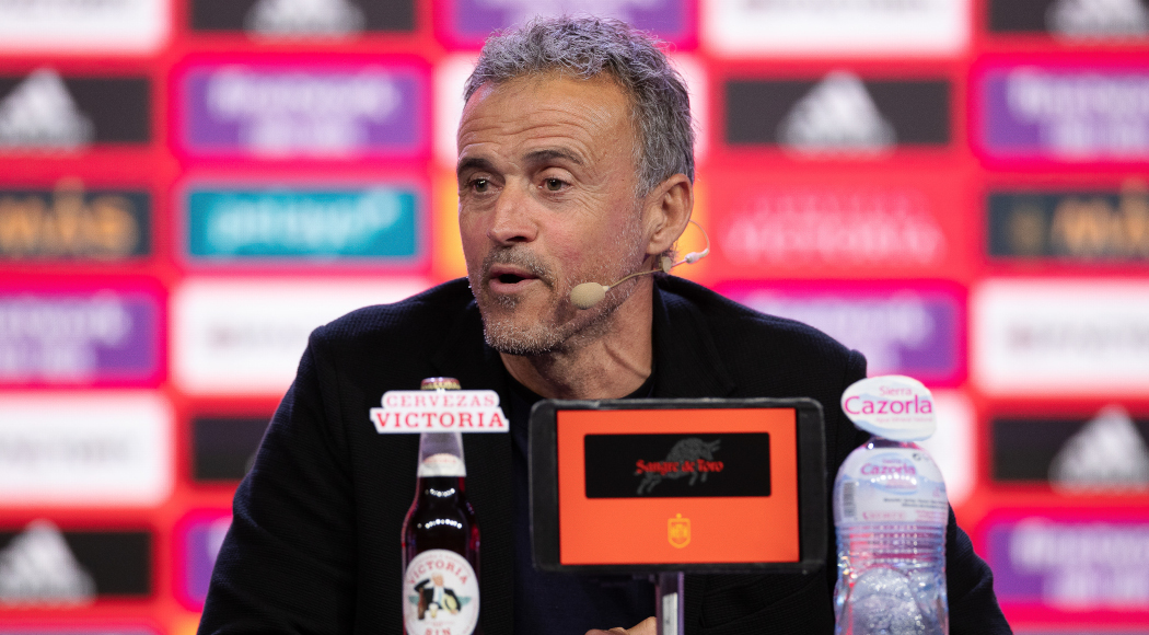 Enrique encourages Spain players to earn starts