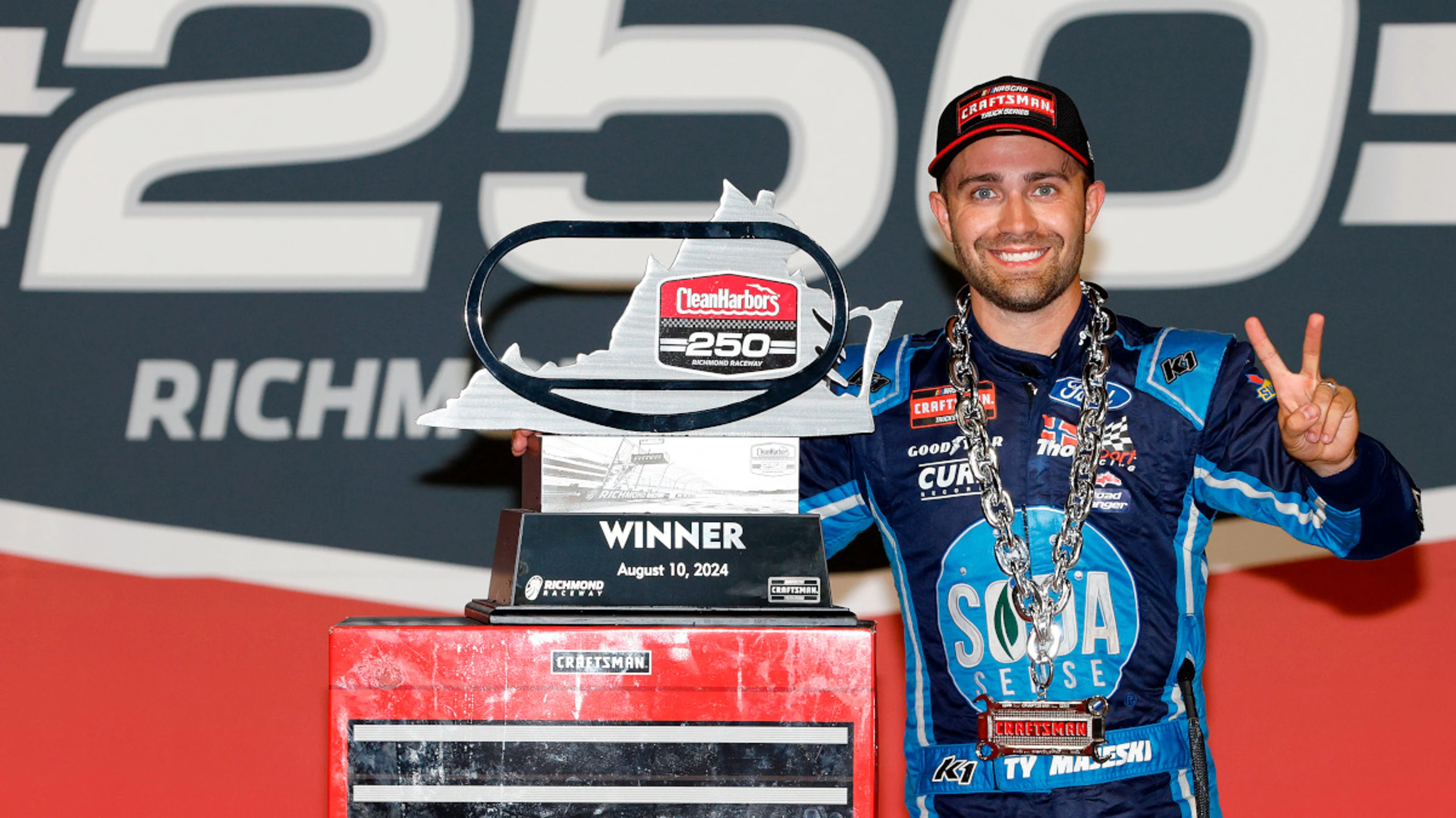 Majeski wins second consecutive race in regular-season finale