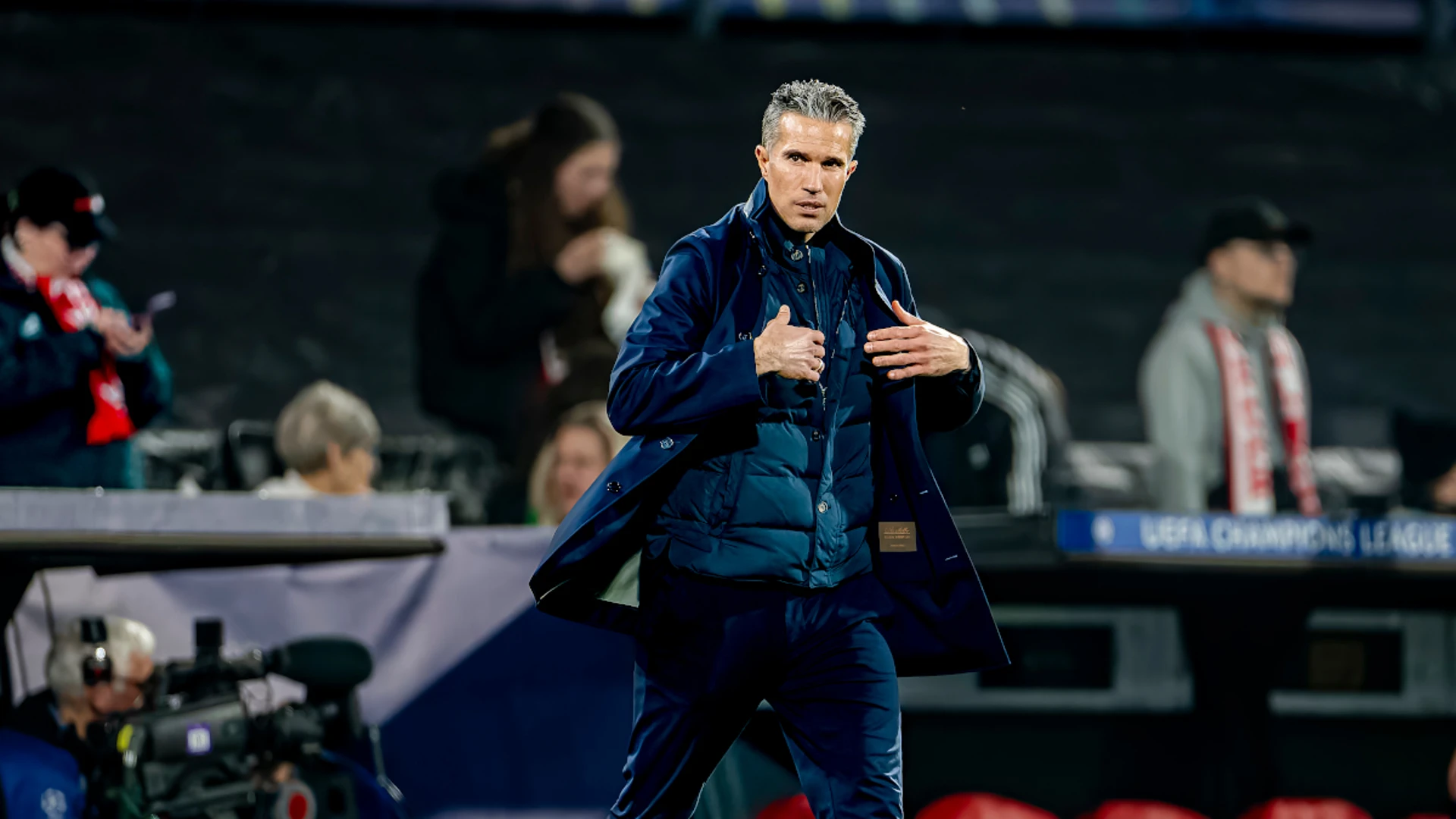 Feyenoord coach Van Persie still hoping to get past Inter