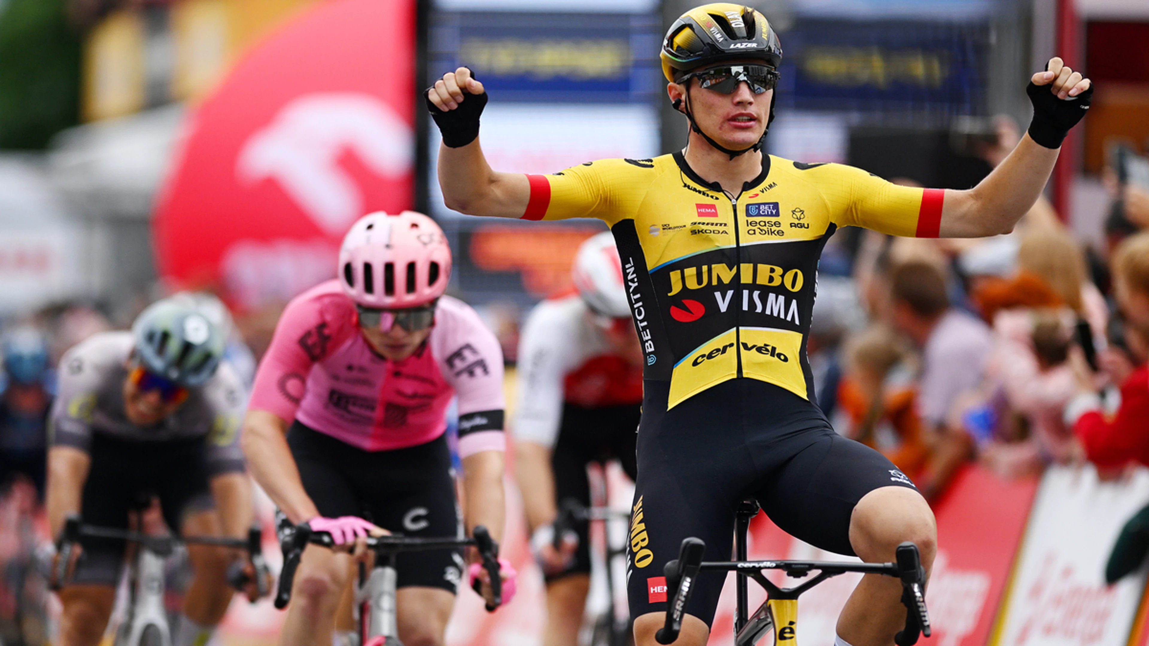 Kooij sprints to Tour de Poland stage win