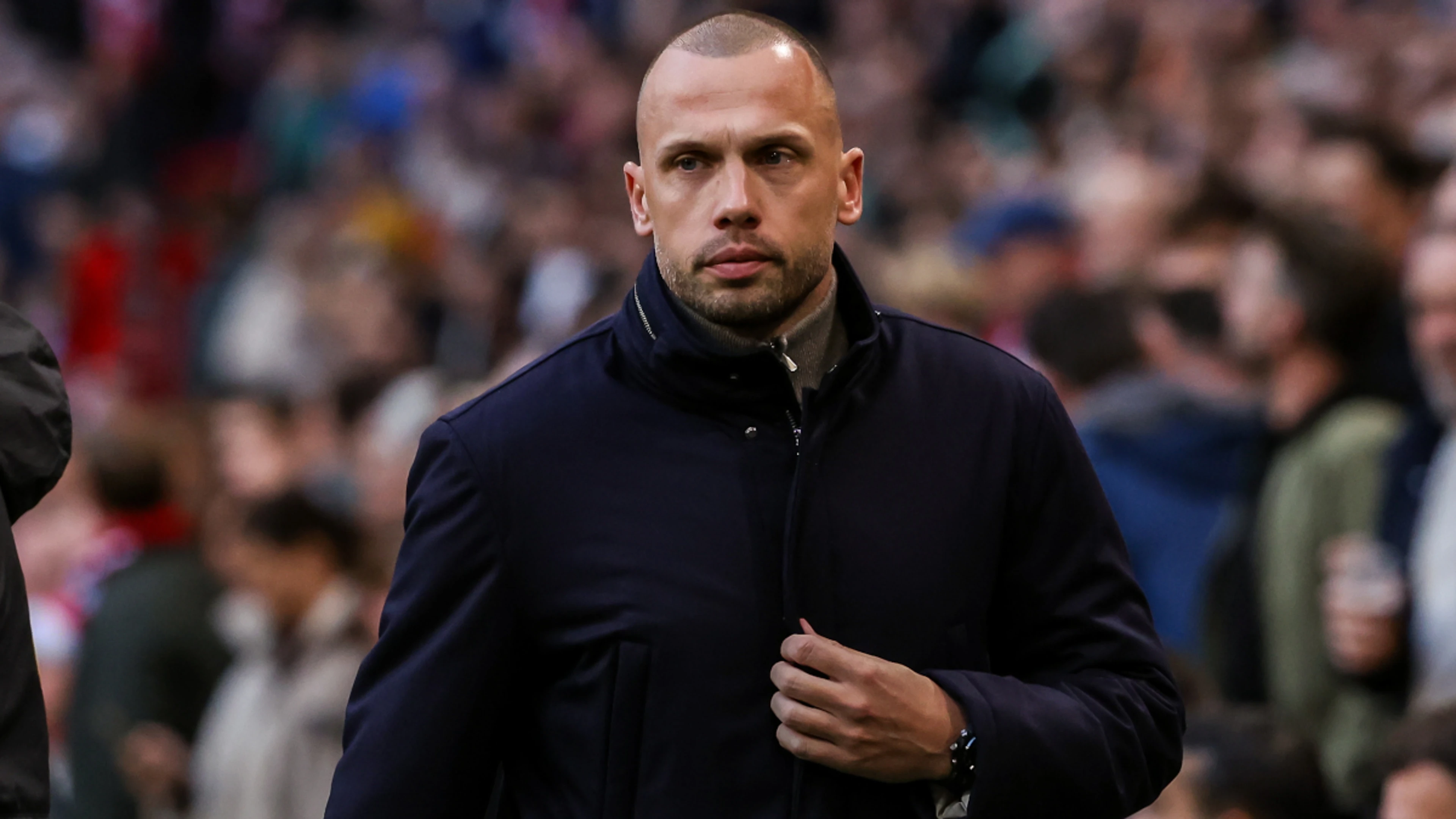 Ajax Amasterdam sack coach John Heitinga