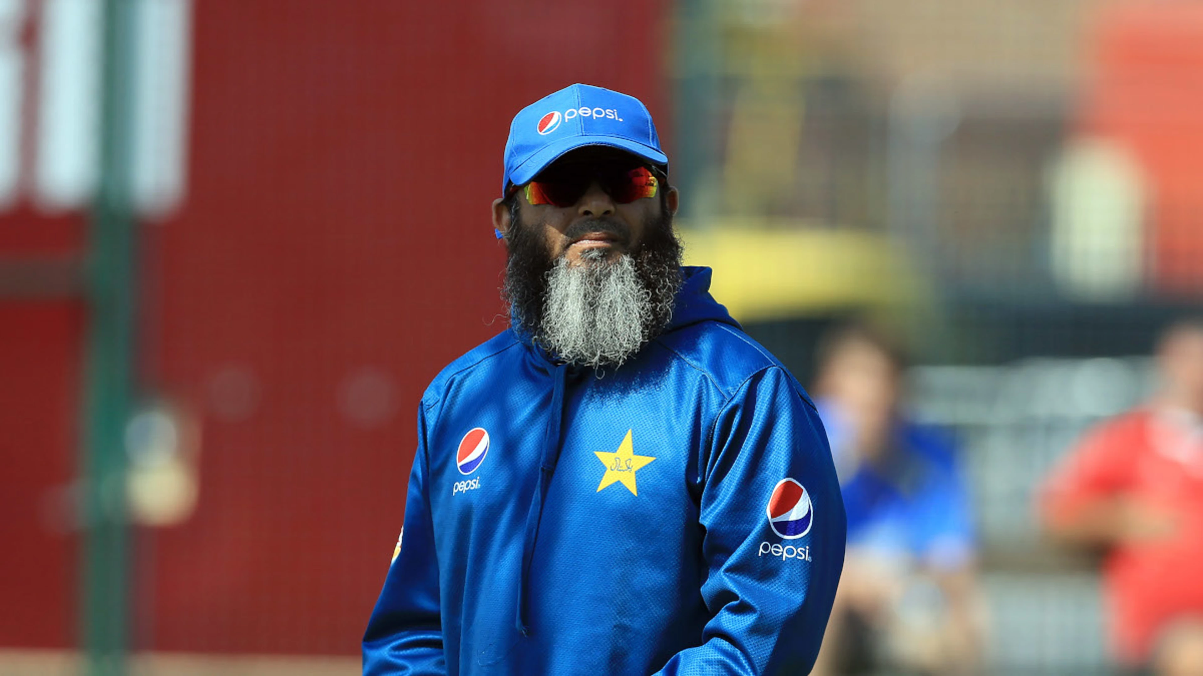 Bangladesh name Pakistan's Mushtaq as new spin coach