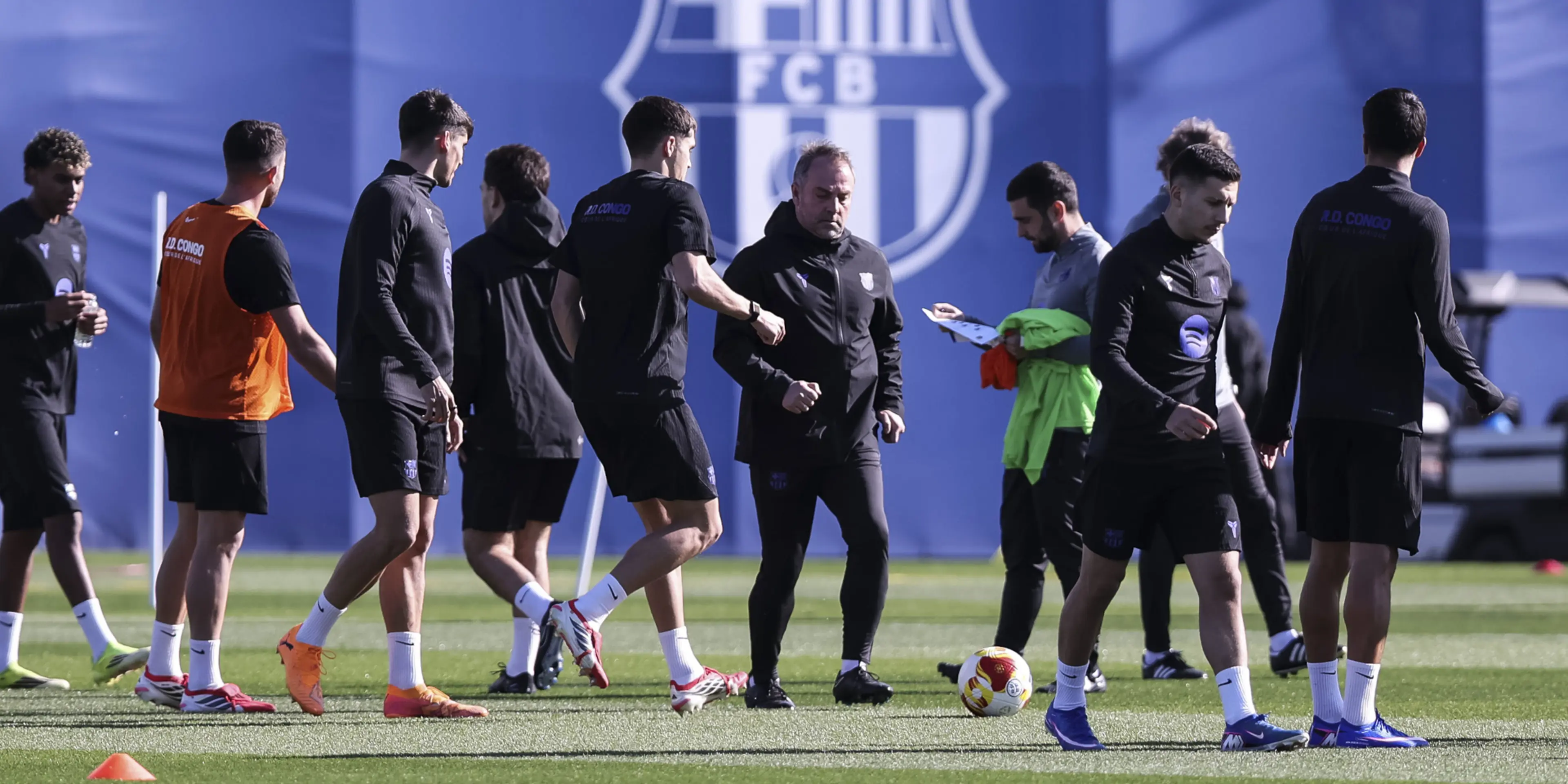 Scrutiny on Flick rises as Barca seek recovery