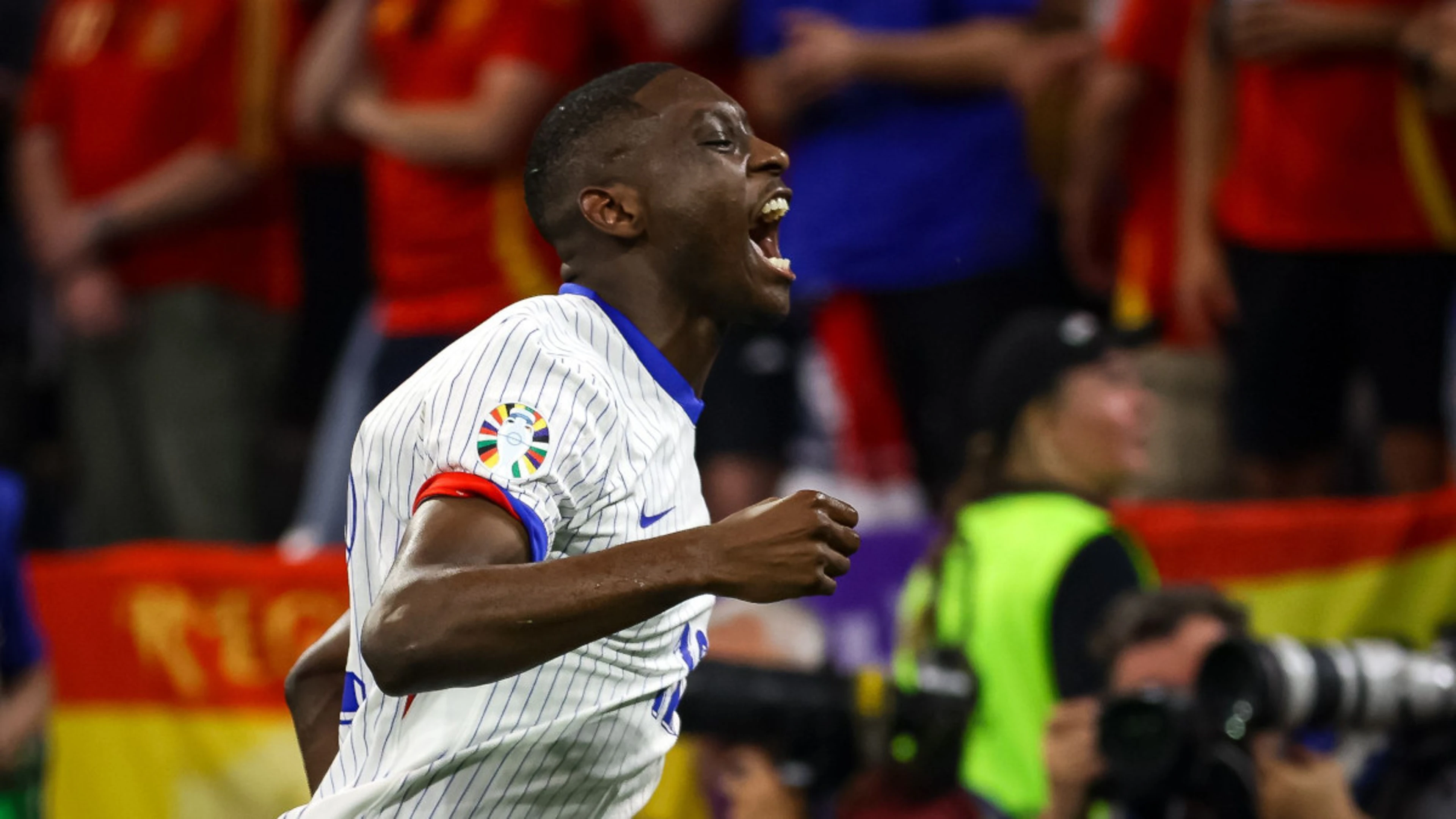 France take little solace from reaching semifinals after Euro exit