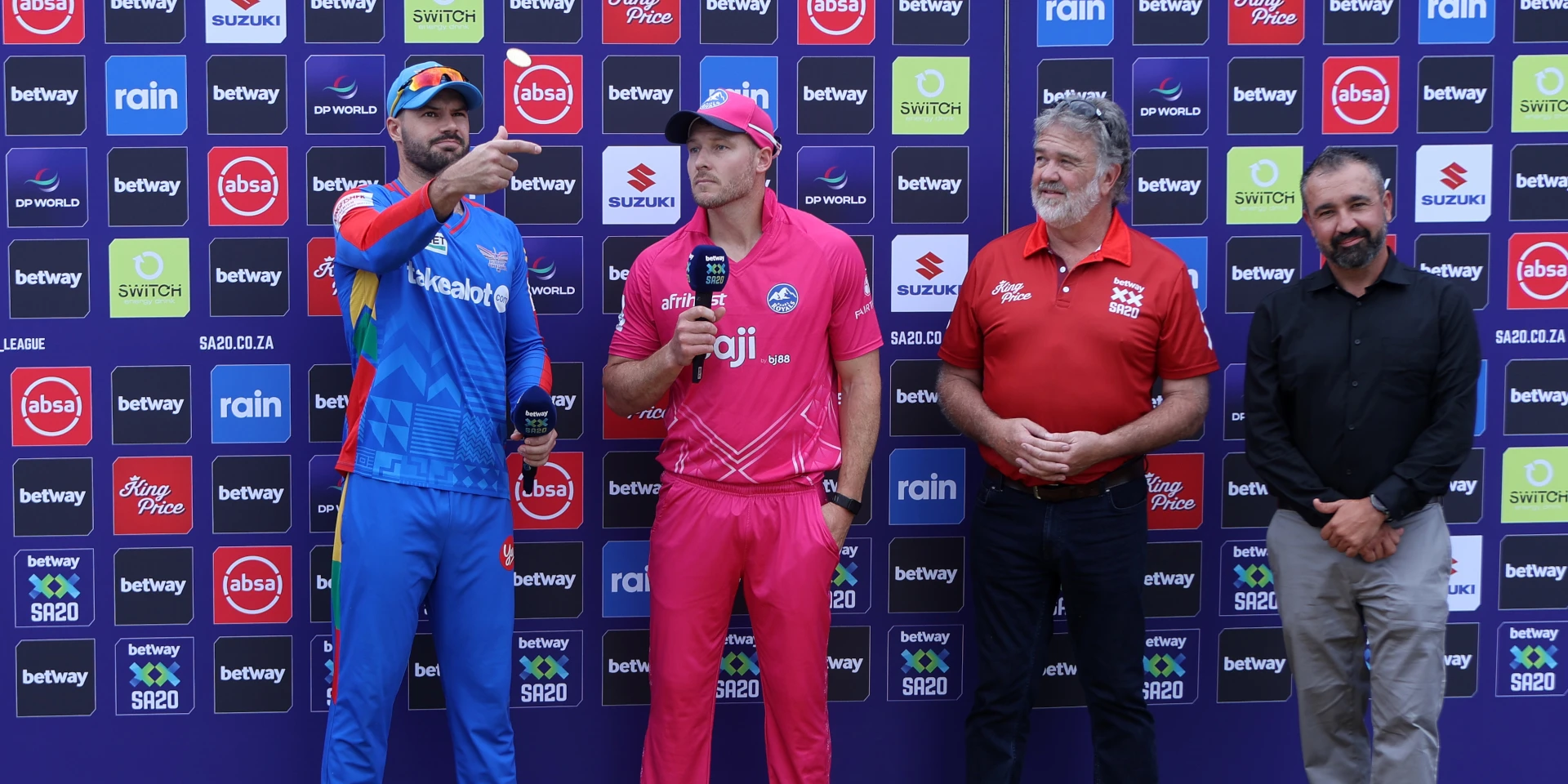 Paarl Royals win toss and bowl