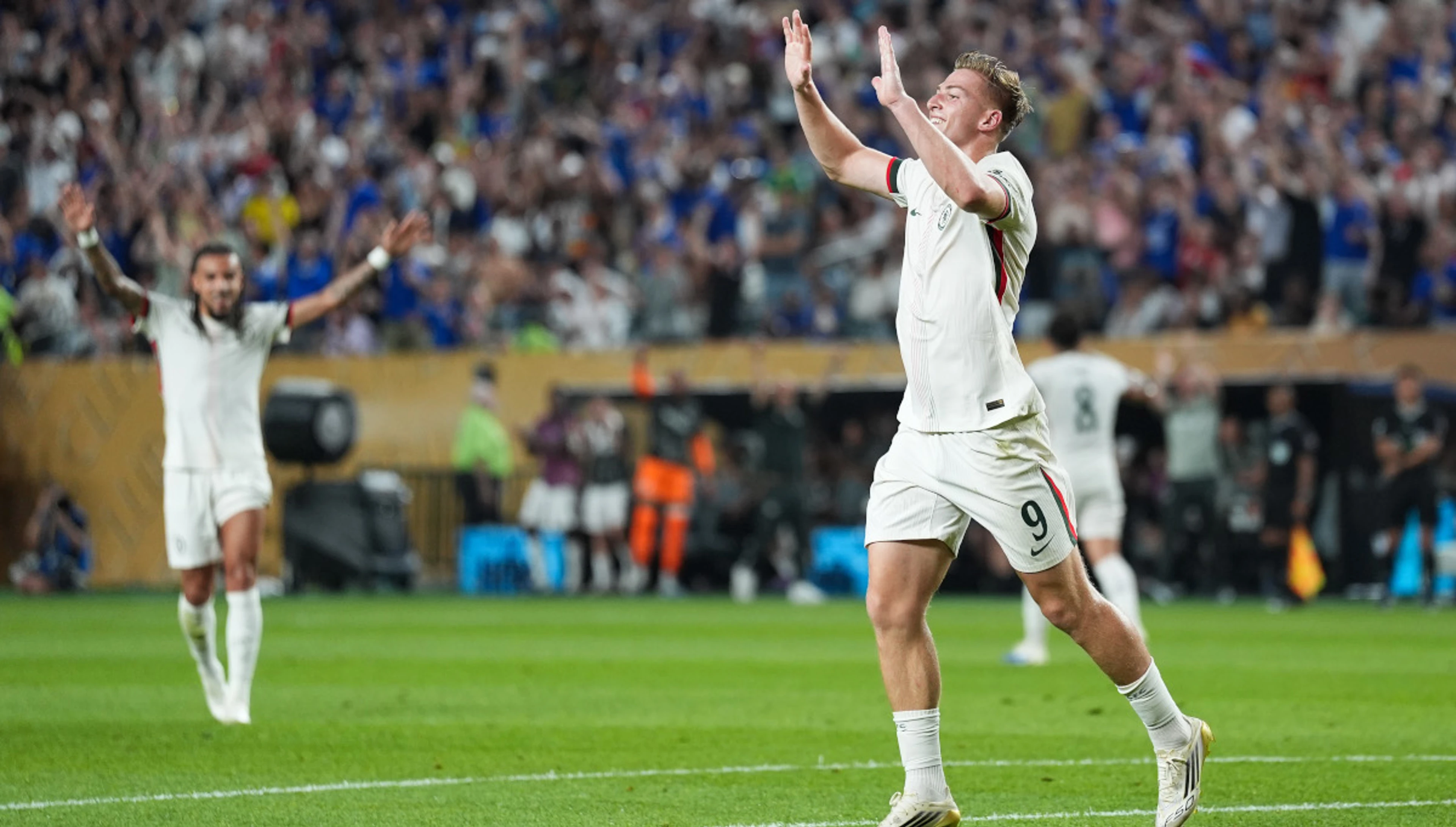 Chelsea east past Esperance, Benfica beat Bayern as Auckland City hold Boca