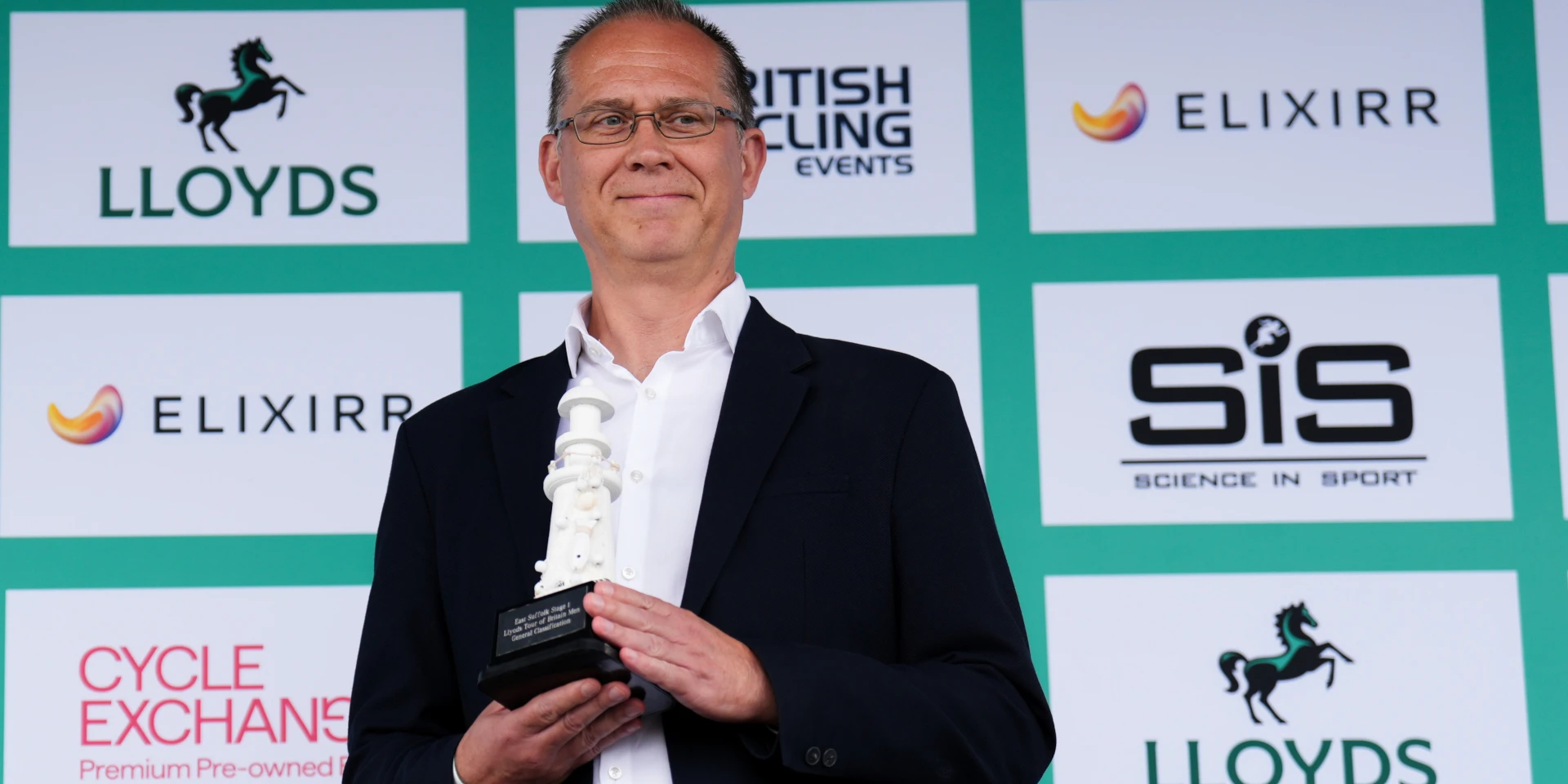 Britain rolls out routes for 2027 Tour de France and Tour de France Femmes