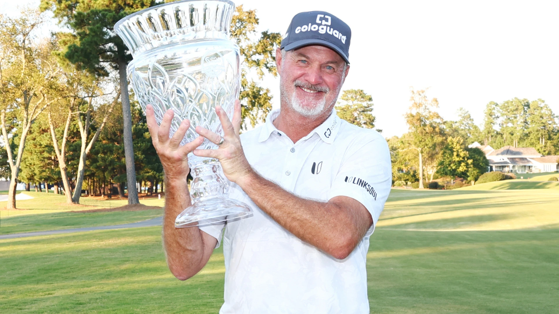 Kelly hangs on to win SAS Championship