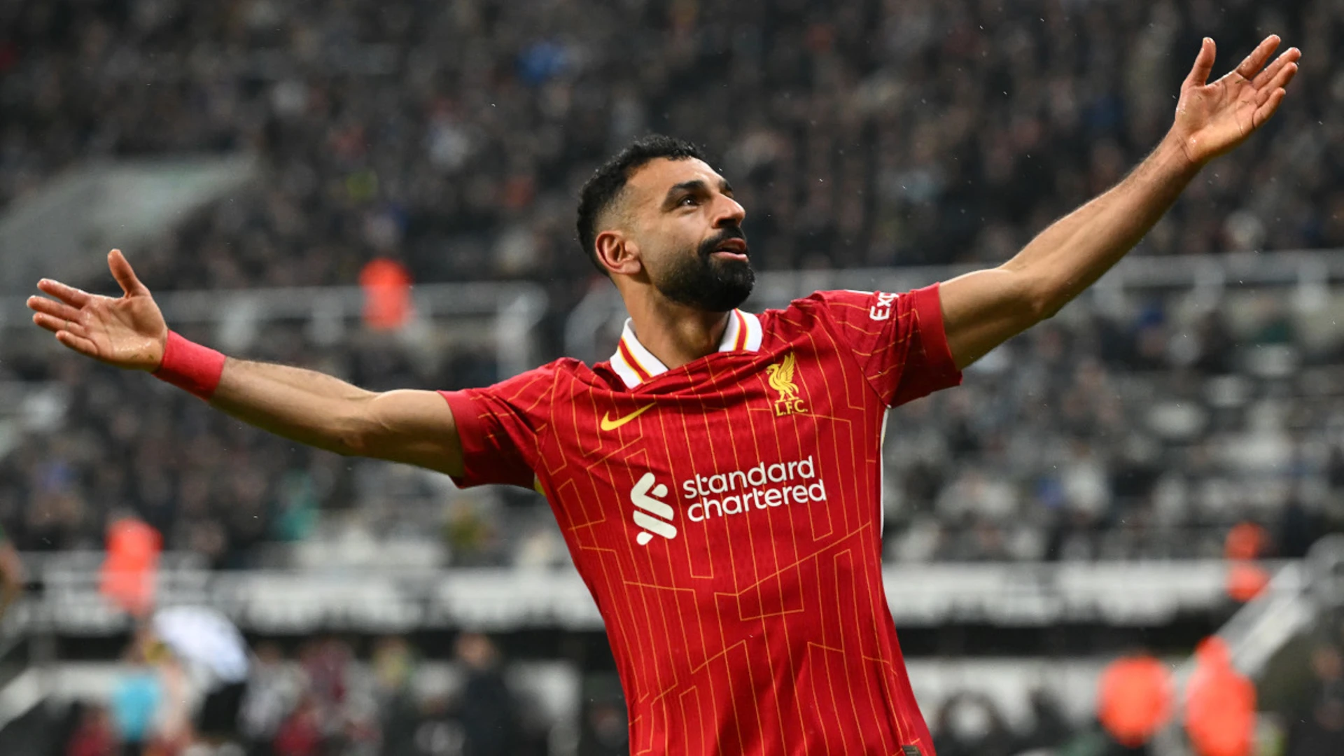 Liverpool held but Slot salutes 'special' Salah