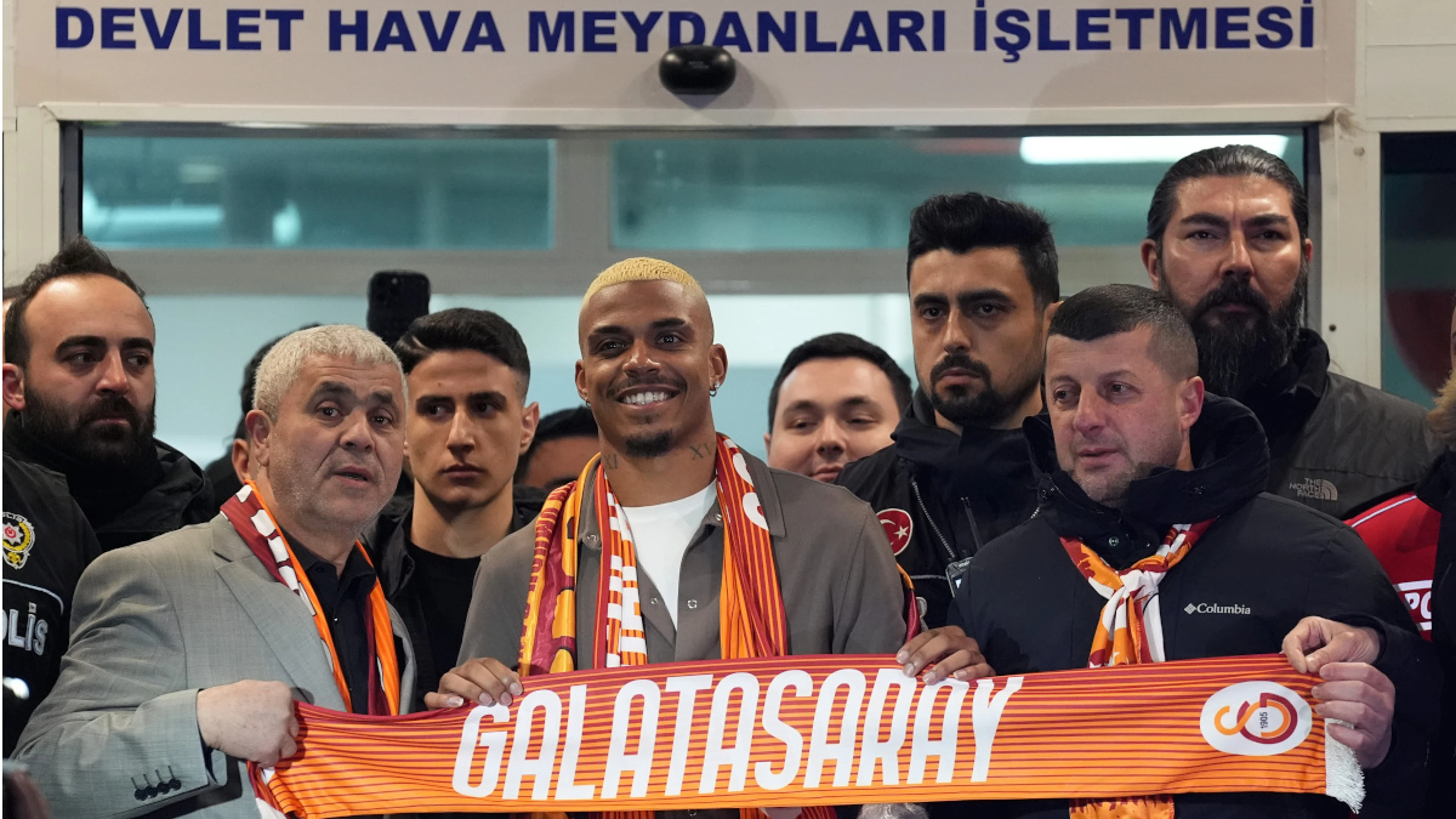 Galatasaray sign Lemina from Wolves