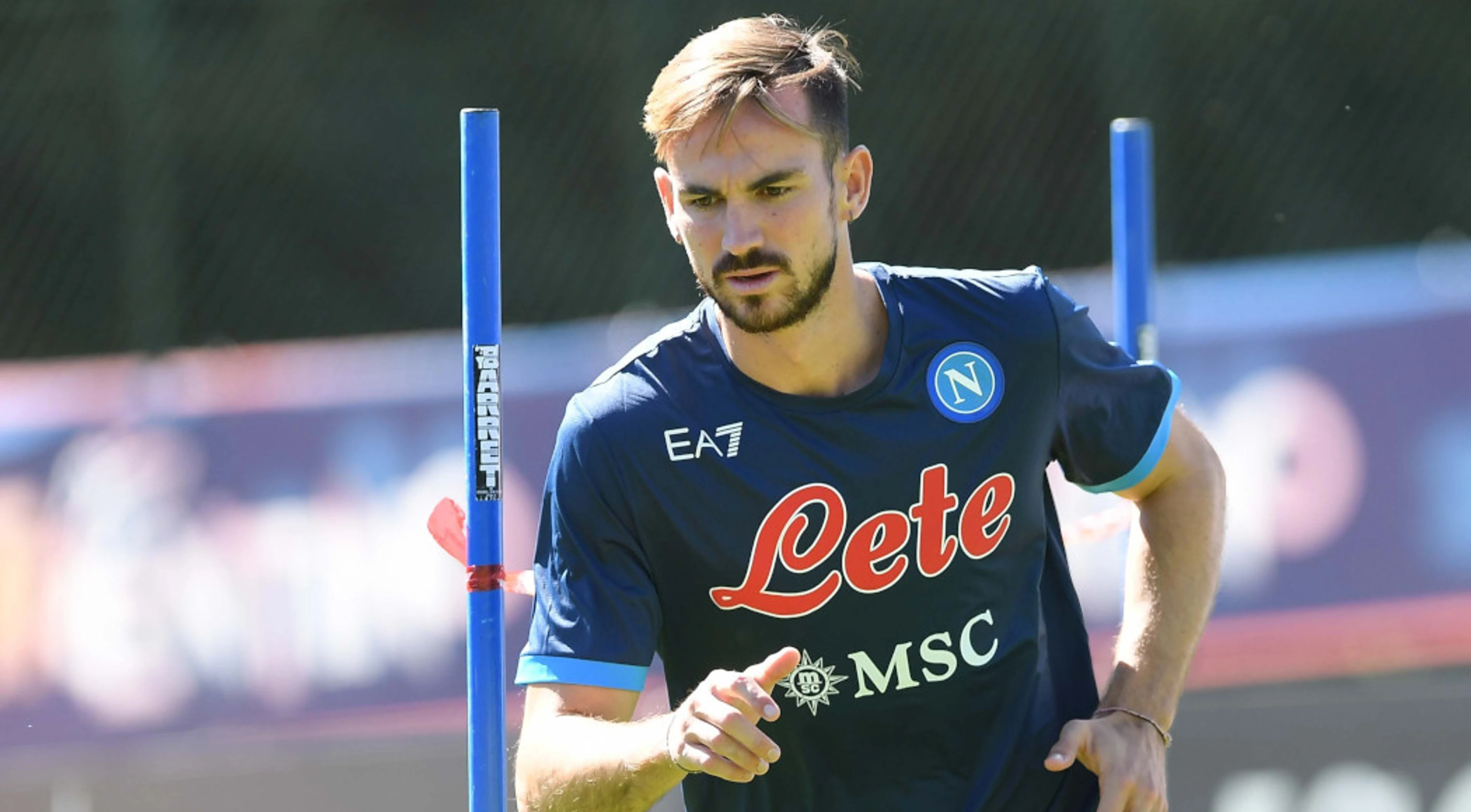 PSG sign Spain midfielder Fabian Ruiz from Napoli