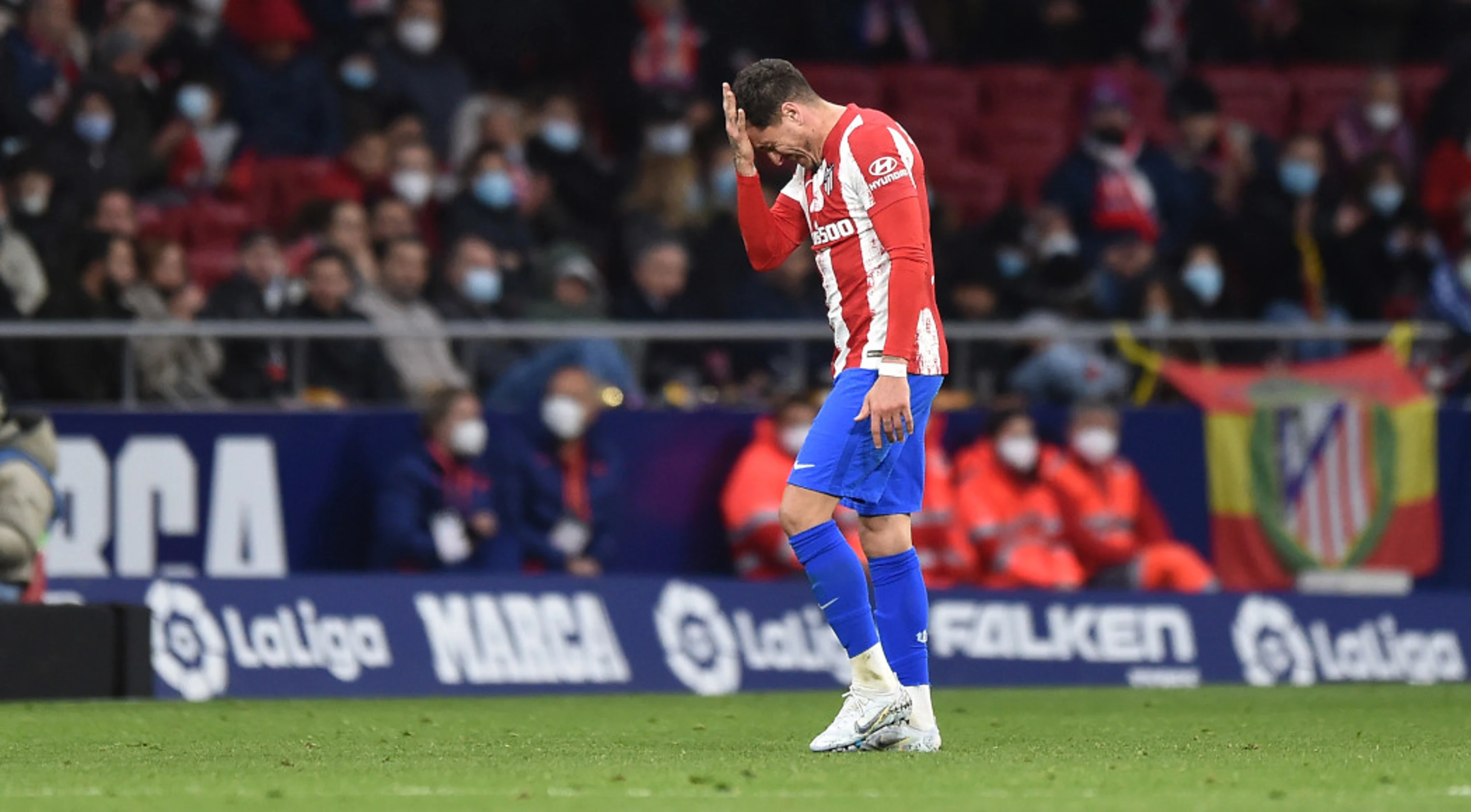 Injured Gimenez to miss Atletico's trip to Man City