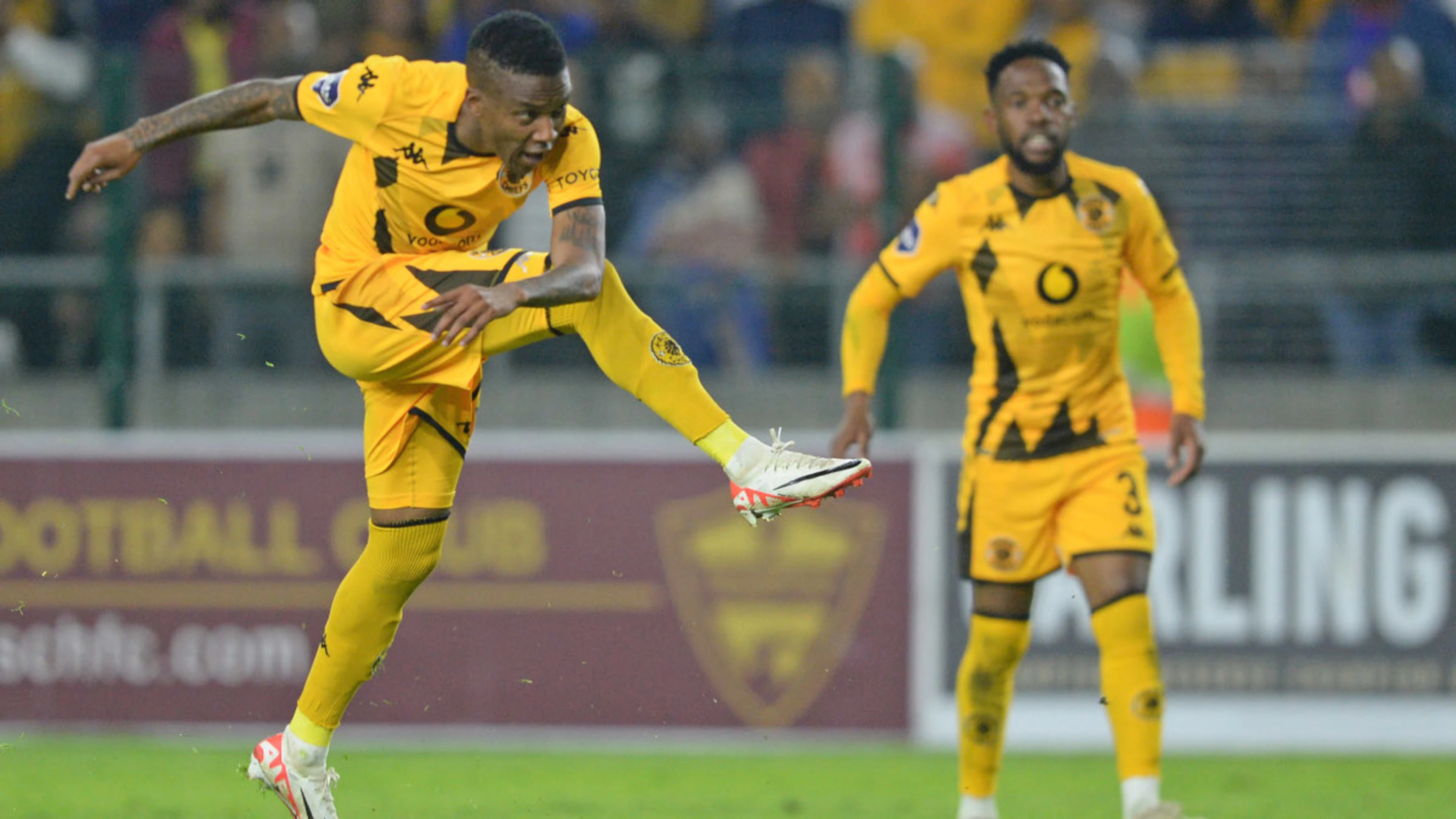 Sundowns march on; Chiefs claim second straight win