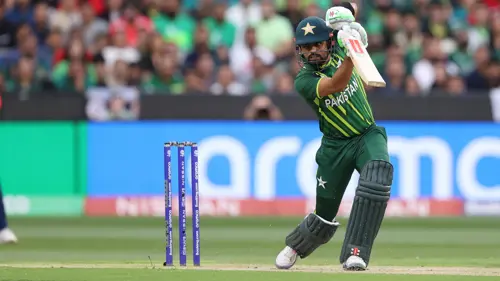 Shadab, Azam lead Pakistan to 178 for four against New Zealand
