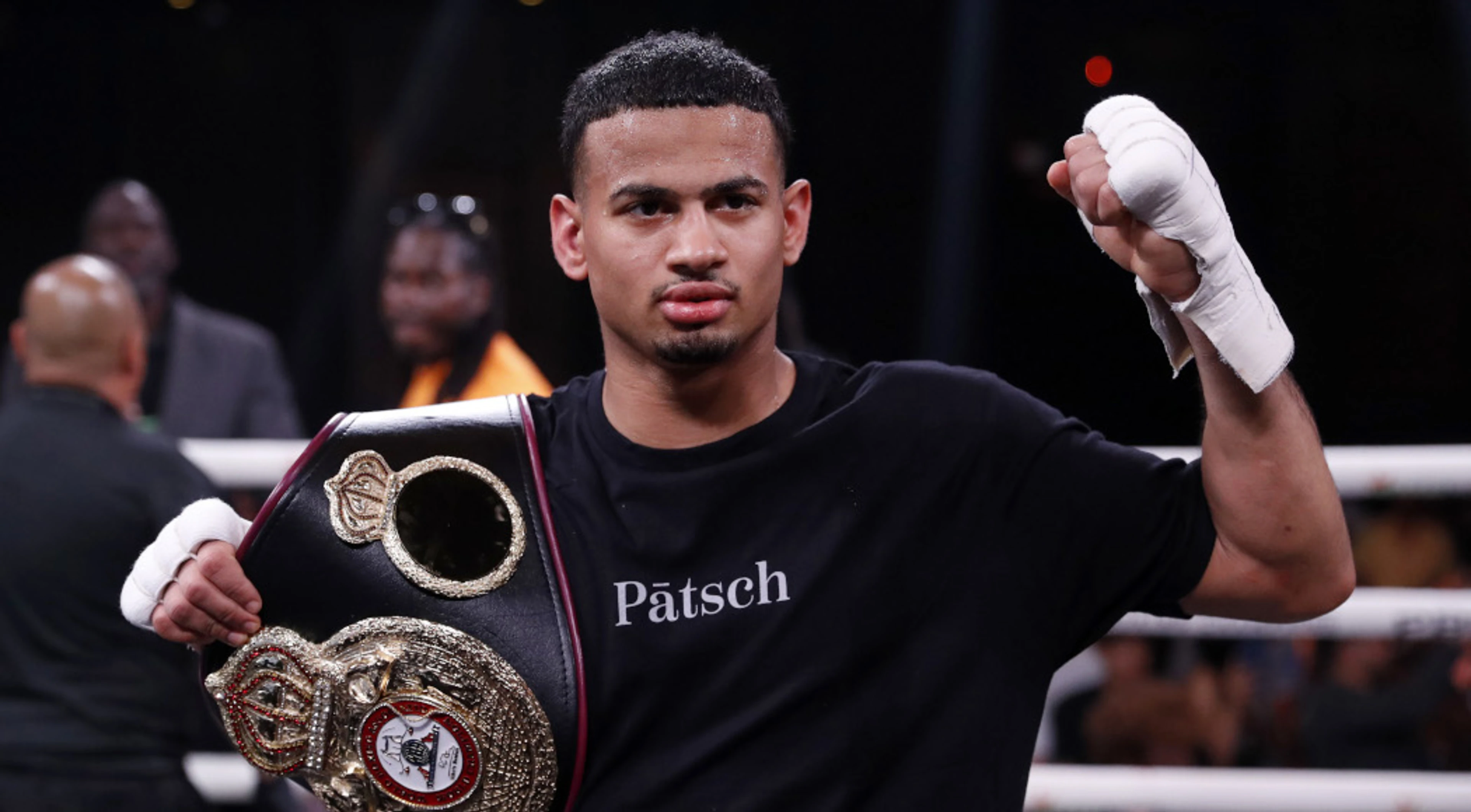 Rolando Romero wins WBA junior welterweight title