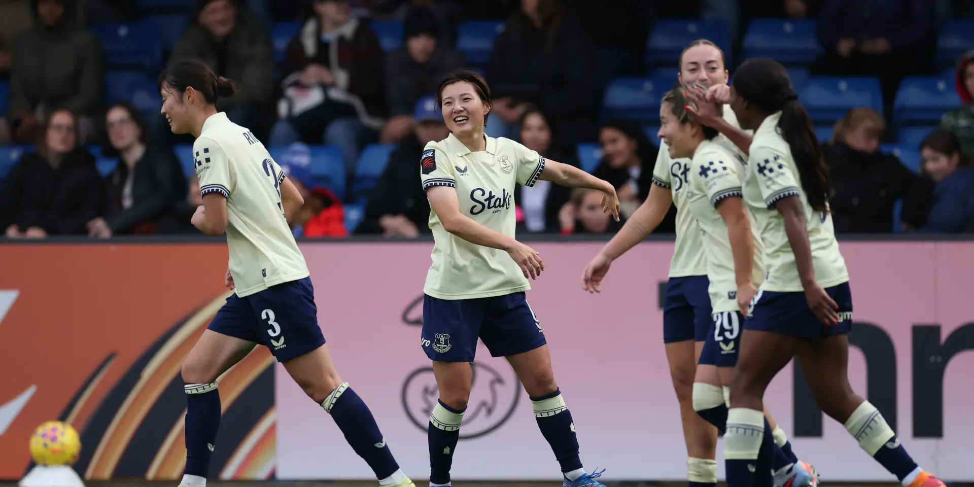 Everton hand Chelsea first Women's Super League defeat in 585 days