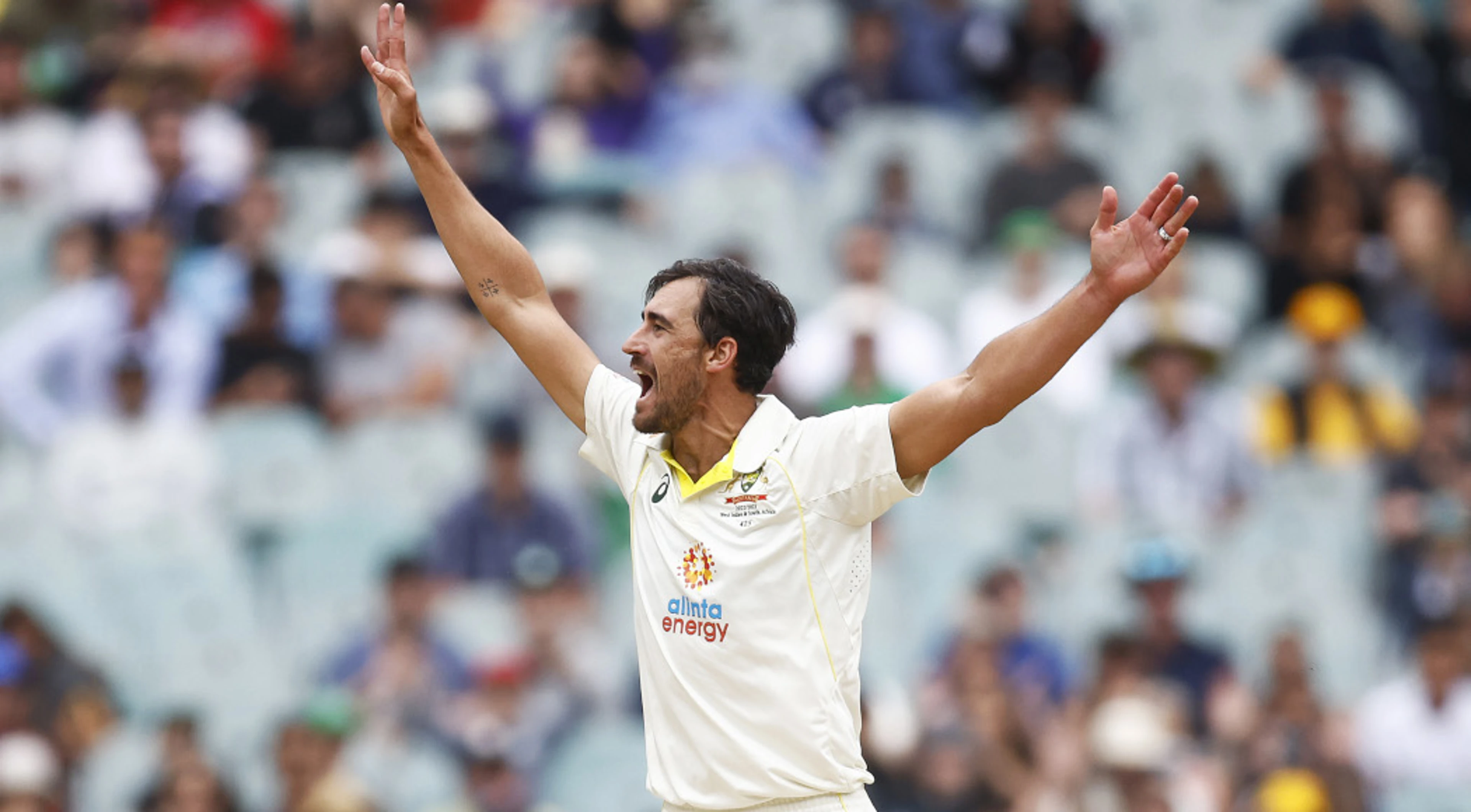 Starc to miss third South Africa test after Melbourne bravery