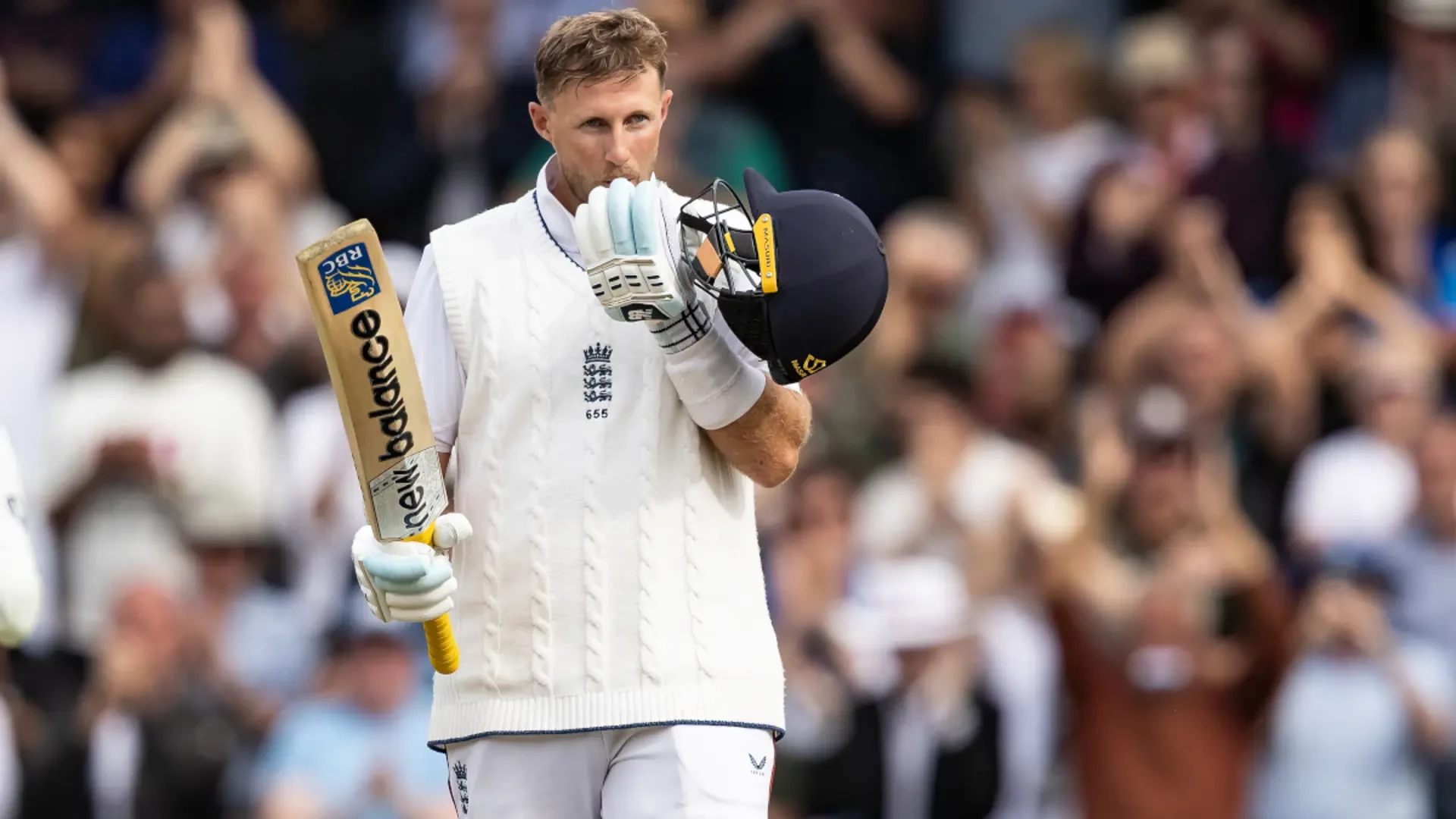EXPERIENCE KEY: Root plans to end Ashes win drought in Australia