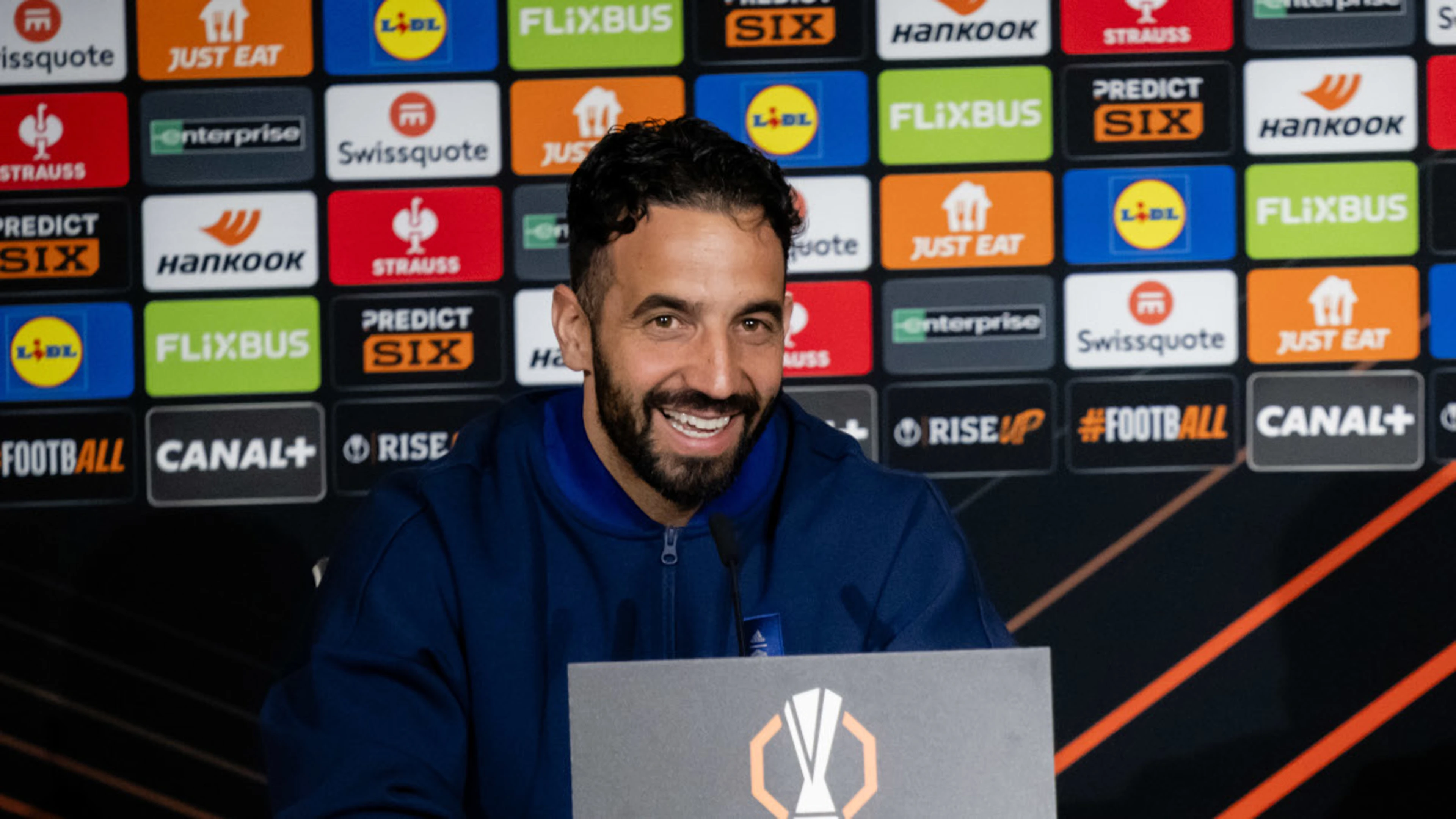 Amorim asks McIlroy to bring Masters magic to Man Utd