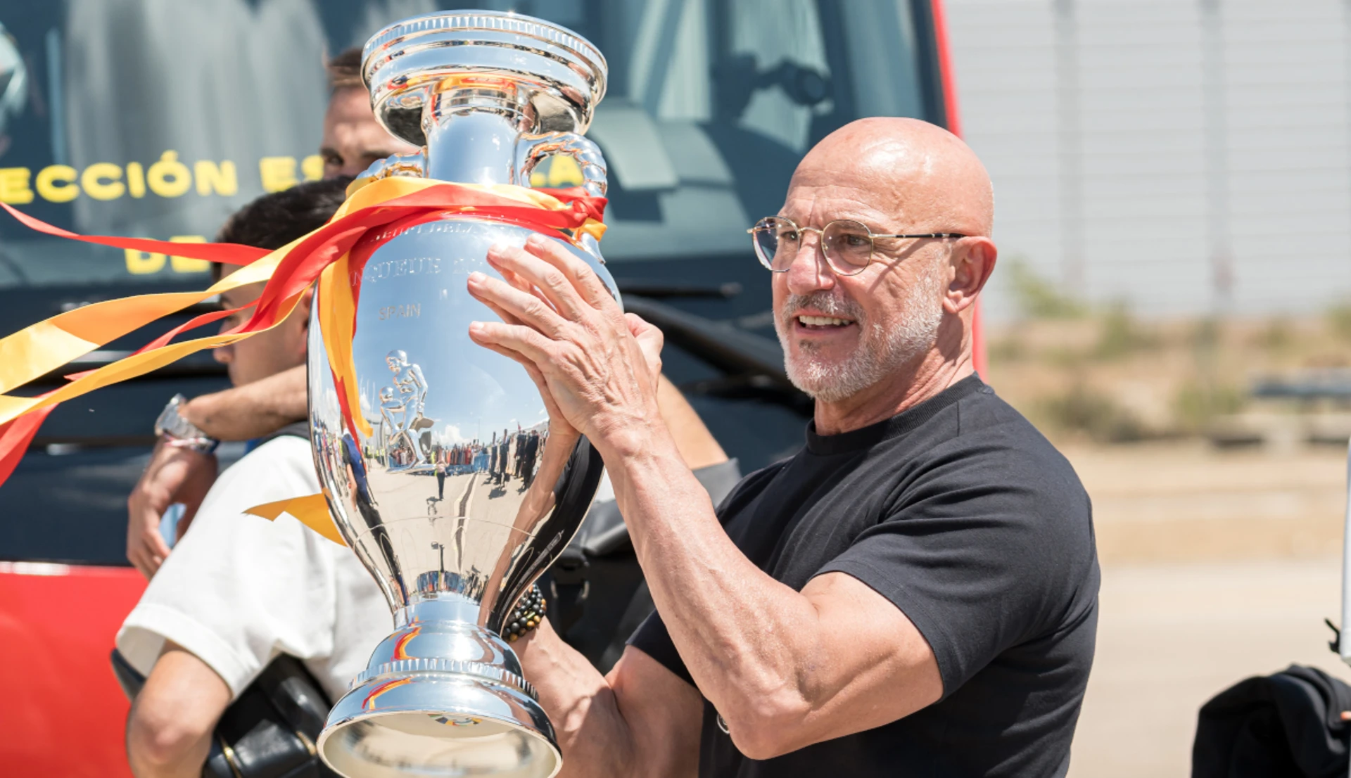 Spain's Euro 2024 winning coach extends contract