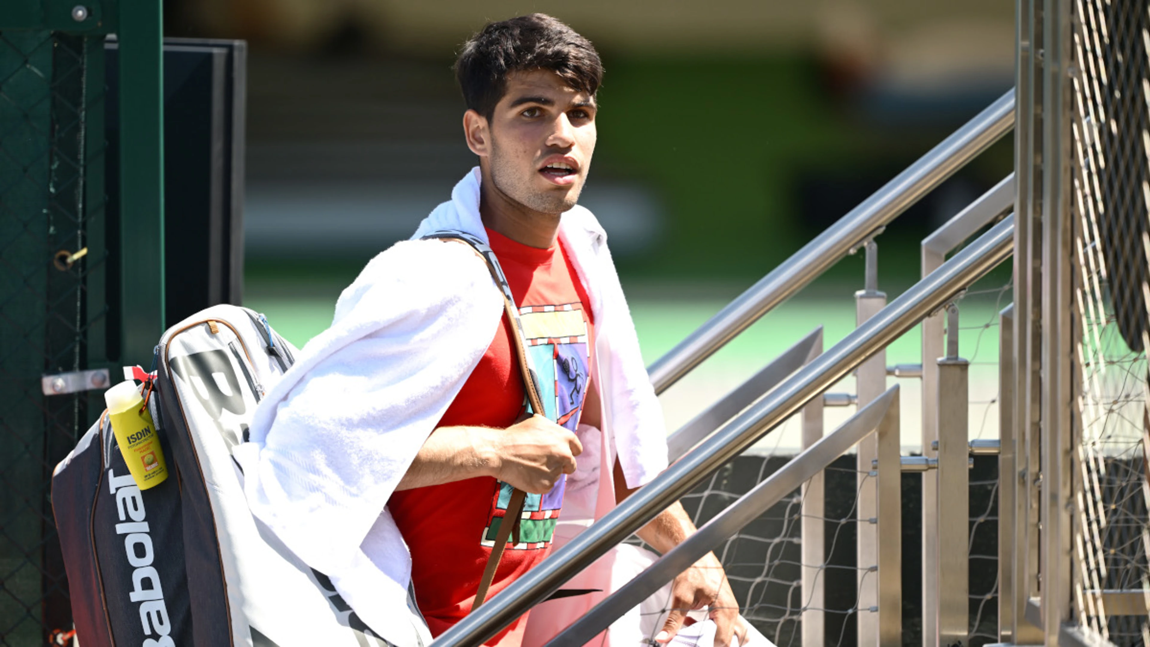 Alcaraz, Sabalenka in spotlight as Wimbledon gets underway