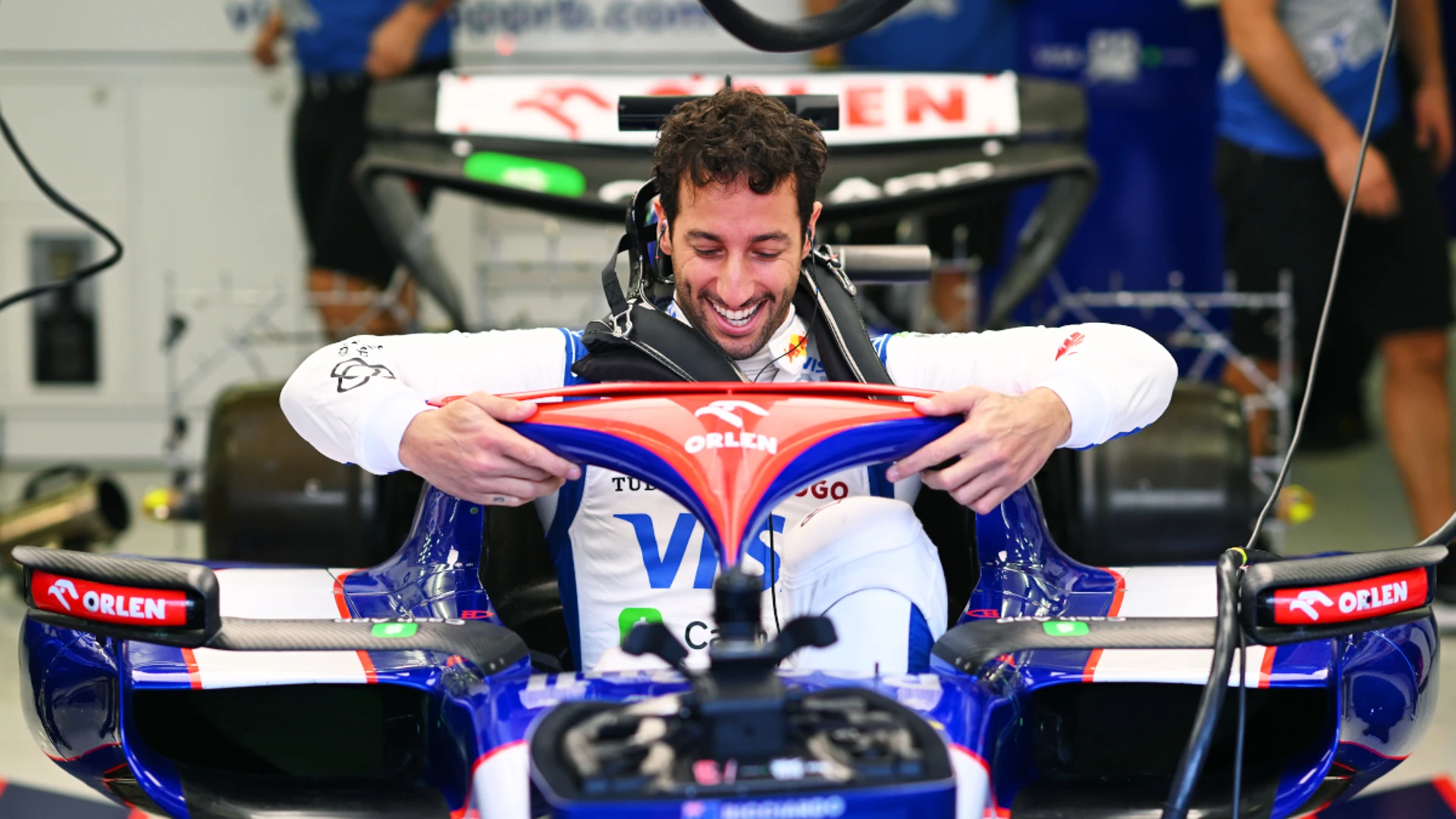 Ricciardo thanks fans for 'wild' ride after RB axing