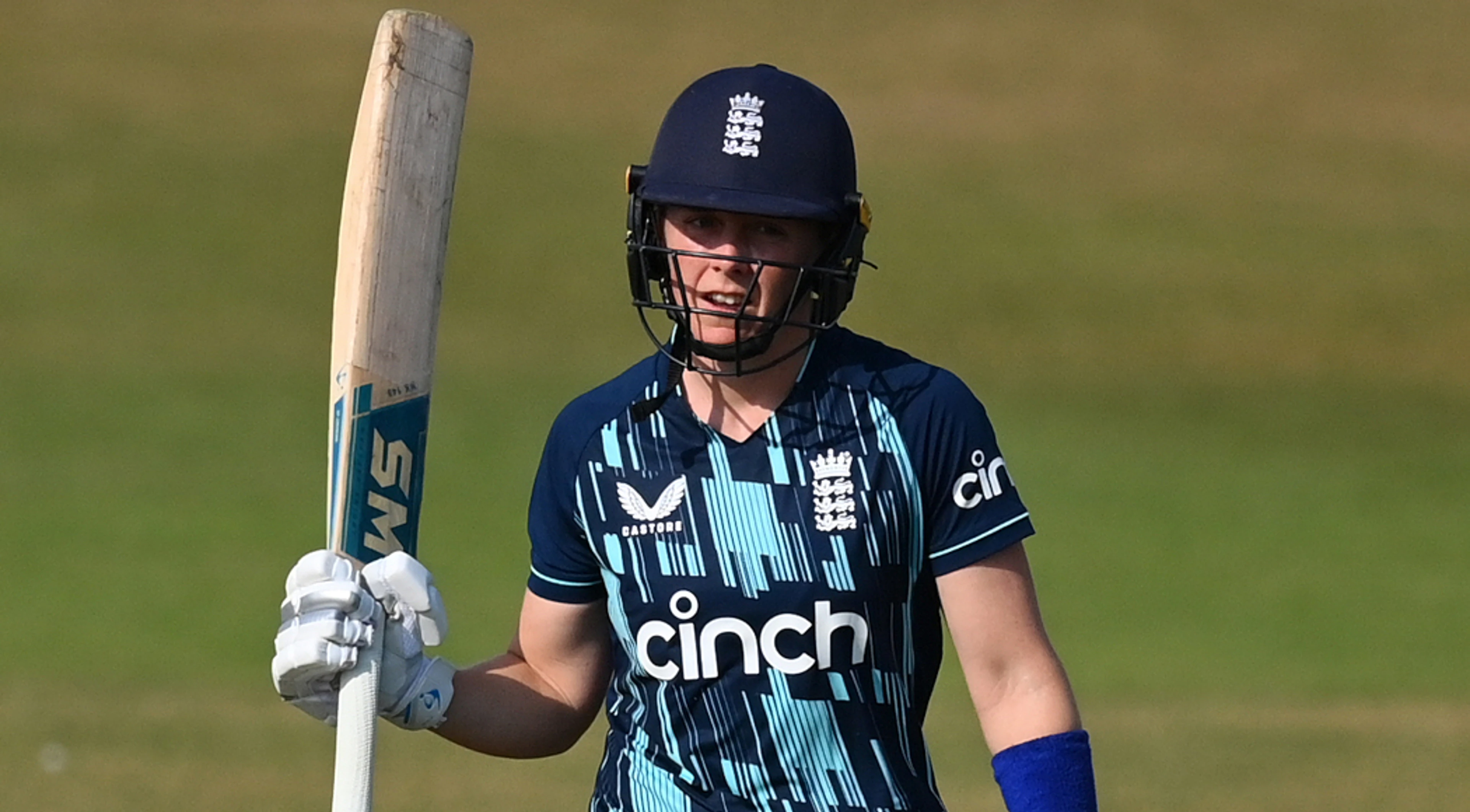 England's Knight accuses India of lying over 'Mankad' run-out