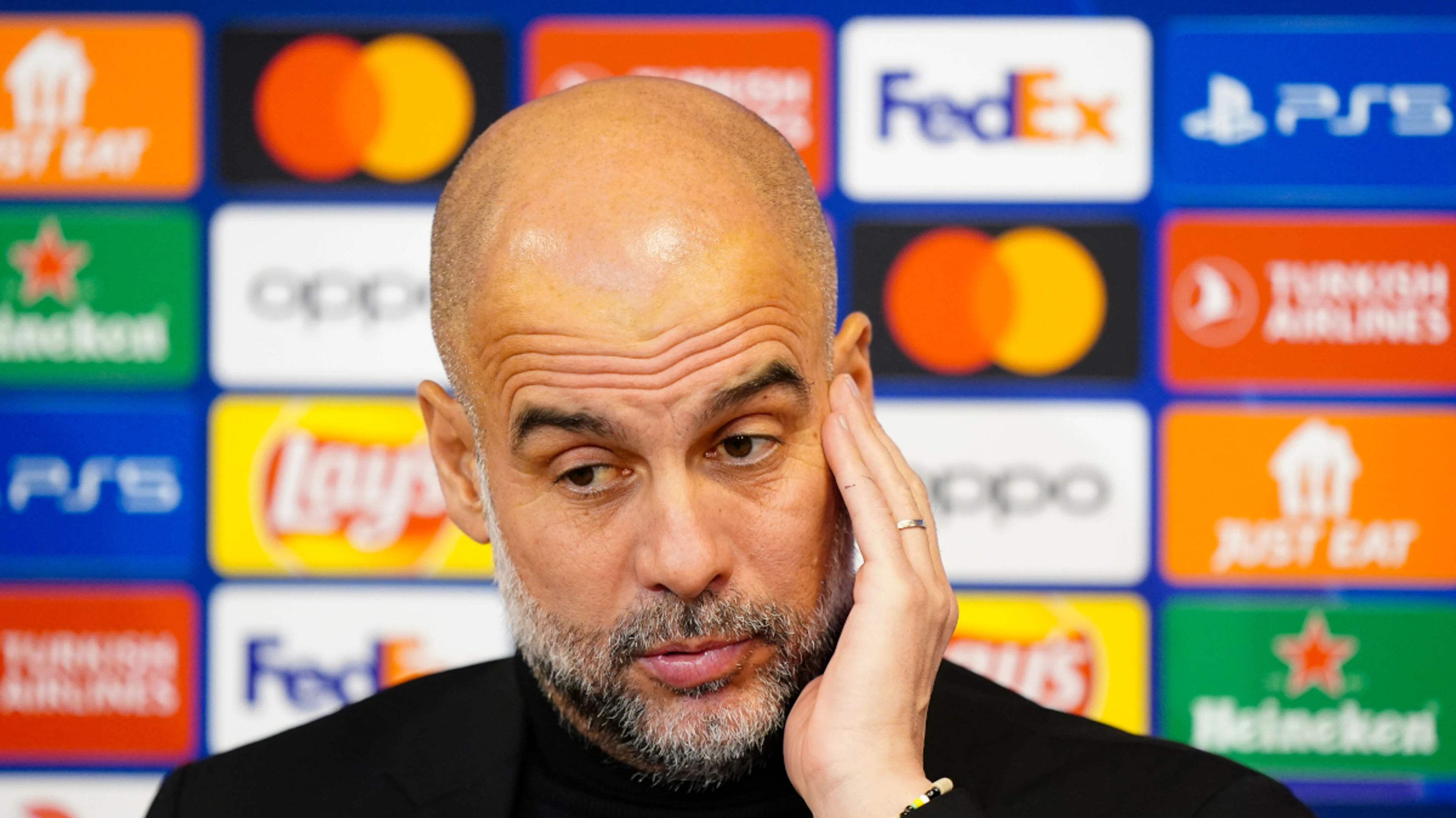 Man City boss Guardiola apologises to Phillips for comments about weight