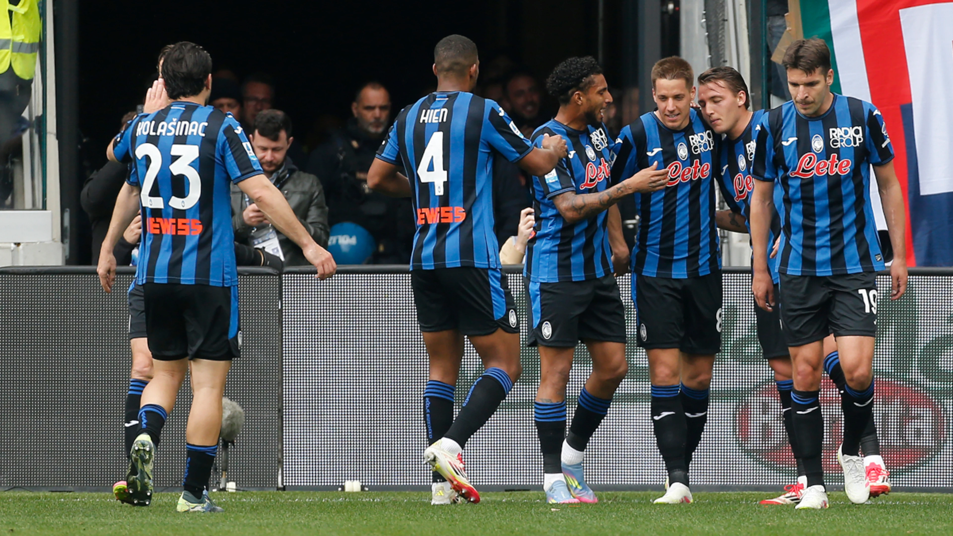 Atalanta beat Bologna to relaunch Champions League bid