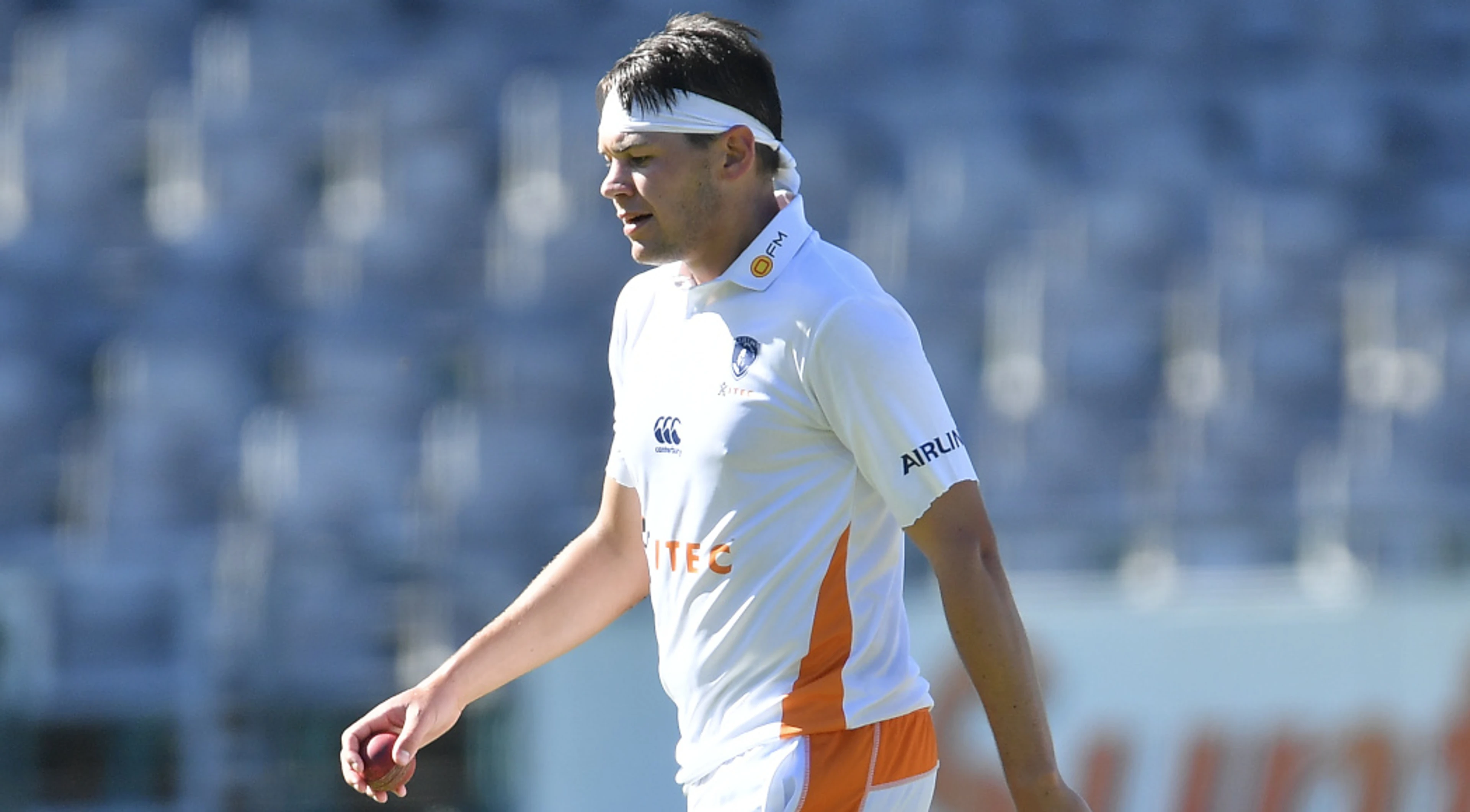 Day 1 wrap: Coetzee celebrates SA selection with first five-wicket haul