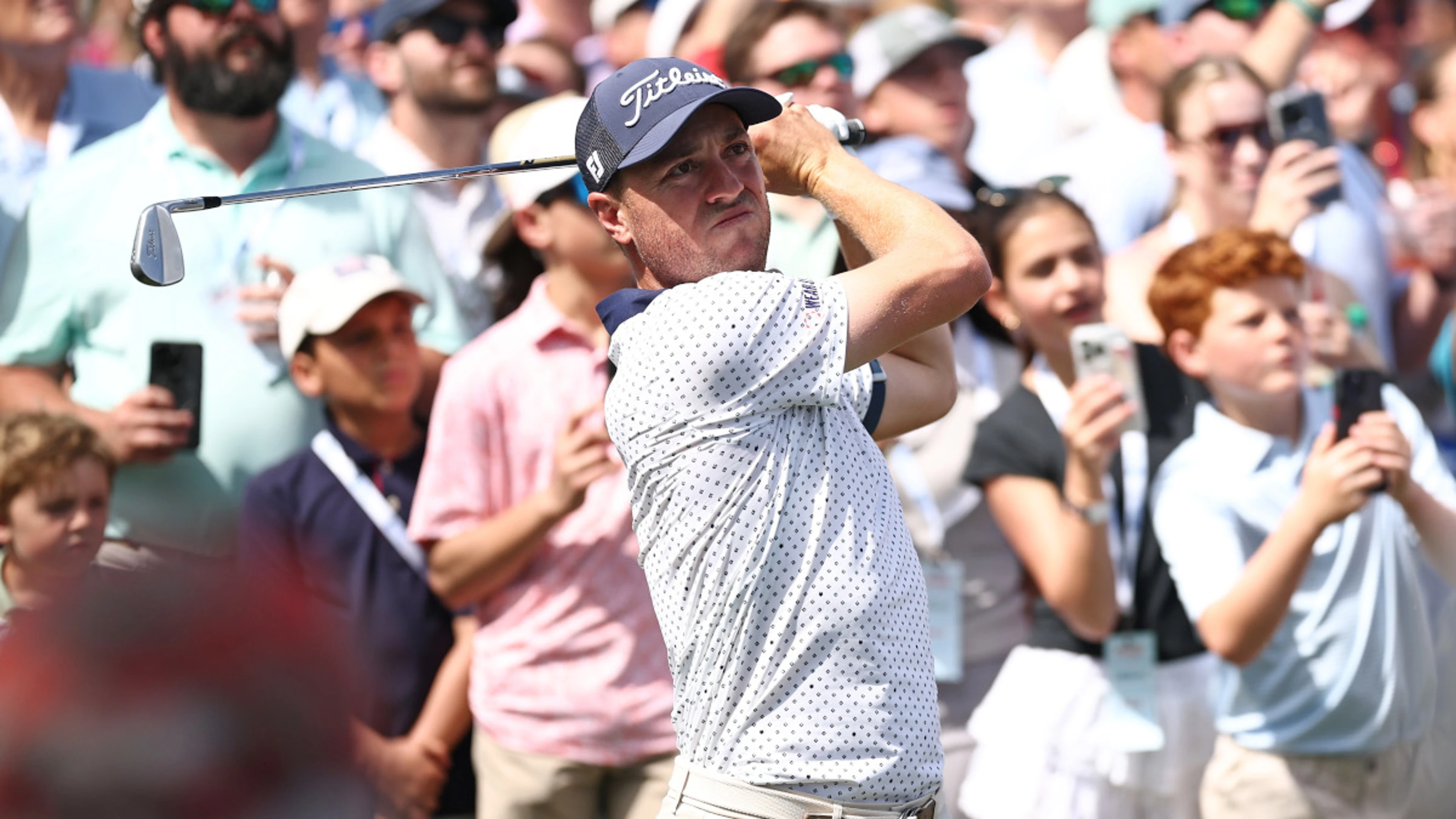 Thomas takes two-shot lead into weekend at RBC Heritage