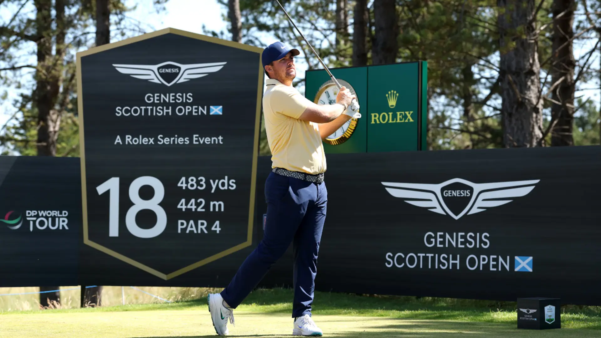 Gotterup equals course record, McIlroy in the mix at Scottish Open