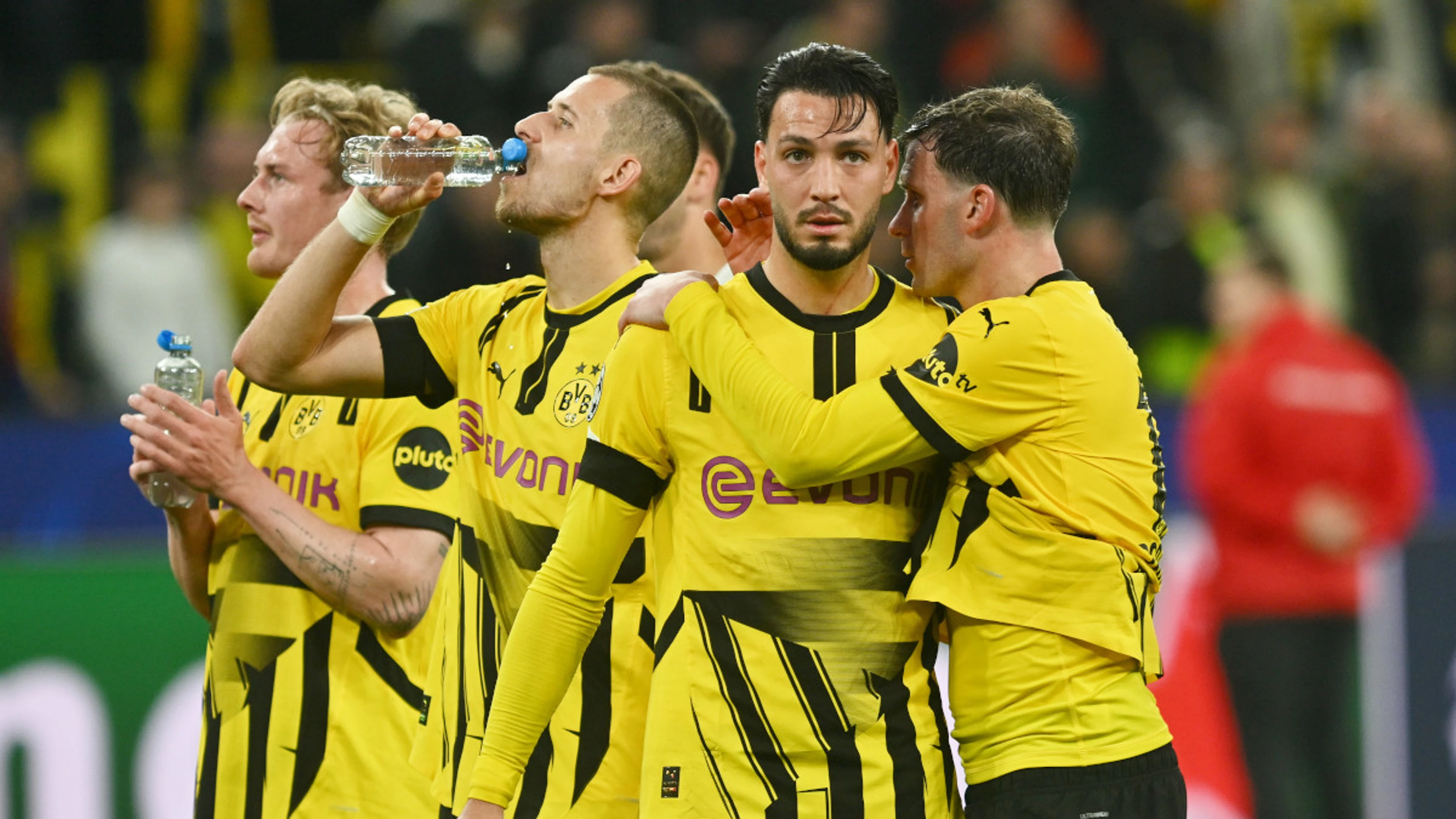 Dortmund look to cap comeback with Champions League spot on final matchday