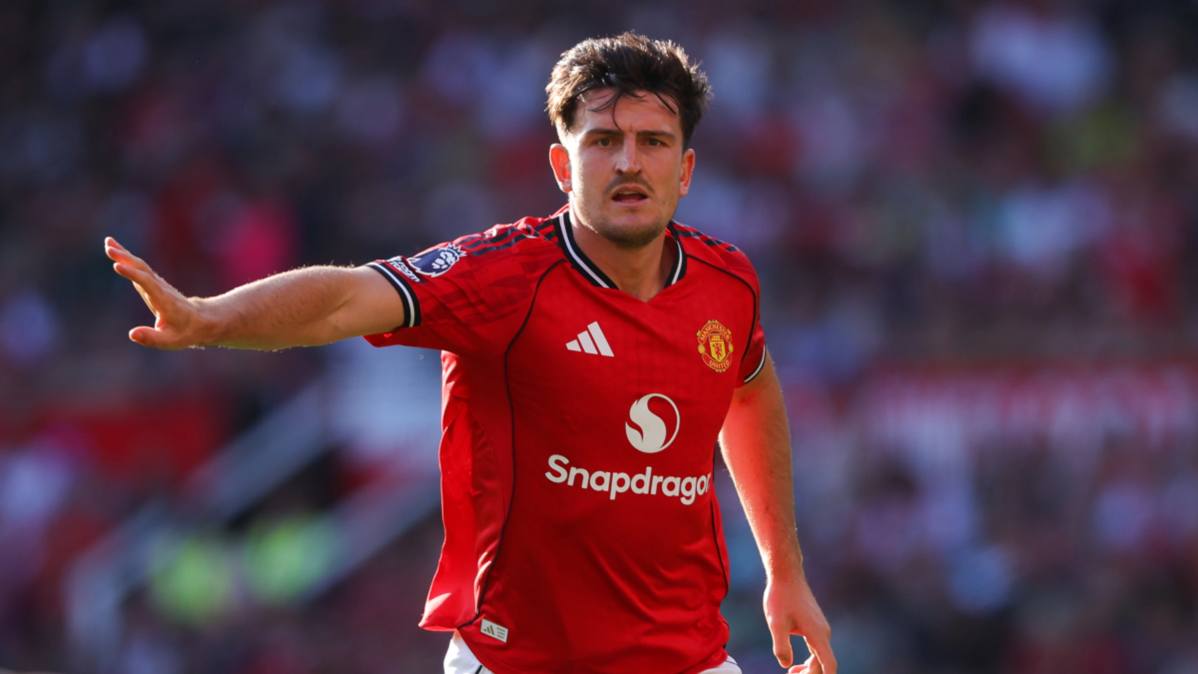 Maguire feels it will be 'silly' to leave Man Utd now