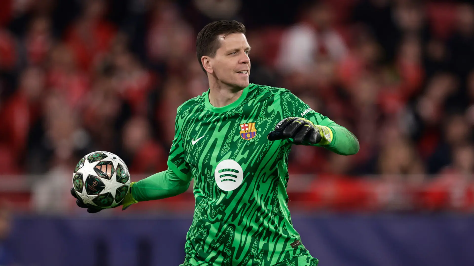 Flick backs keeper Szczesny as key player for Barcelona