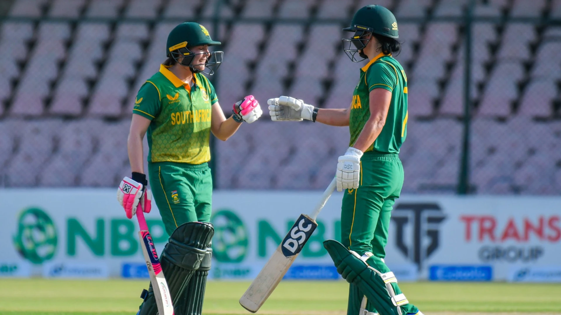 South Africa march to victory over Pakistan in first ODI