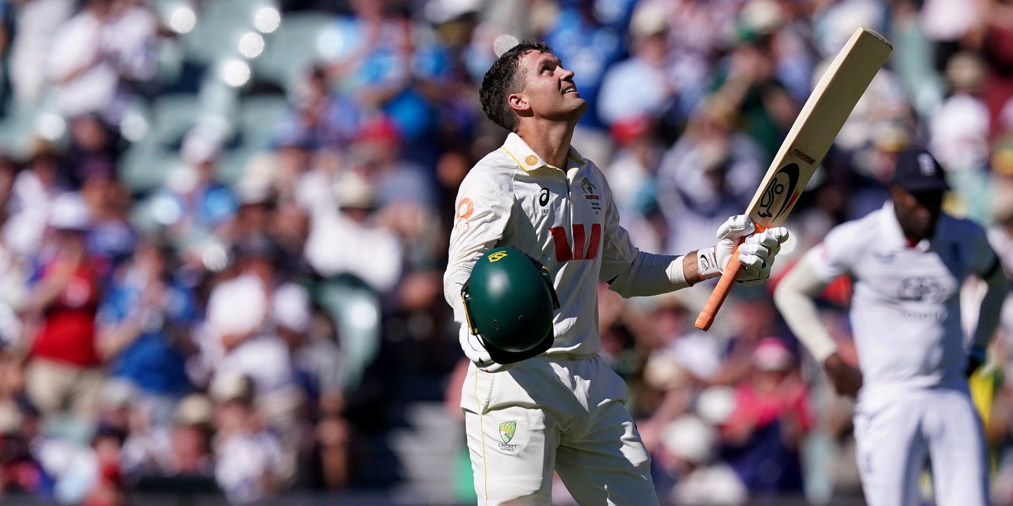 Carey slams ton as Australia seize upper hand in third Ashes test