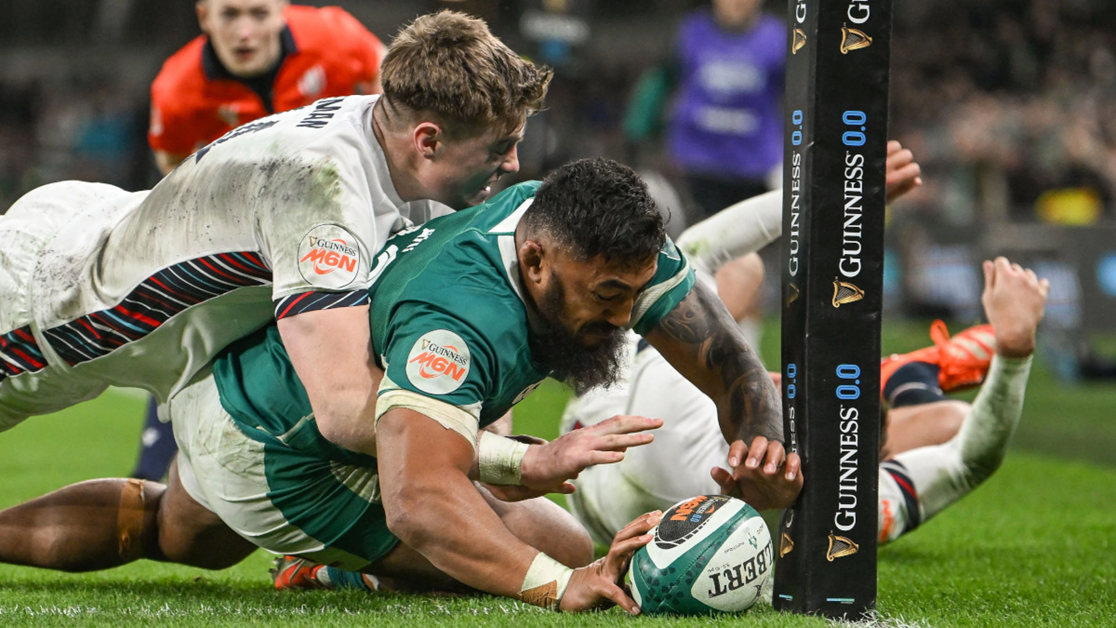 Ireland start Six Nations title defence with England win