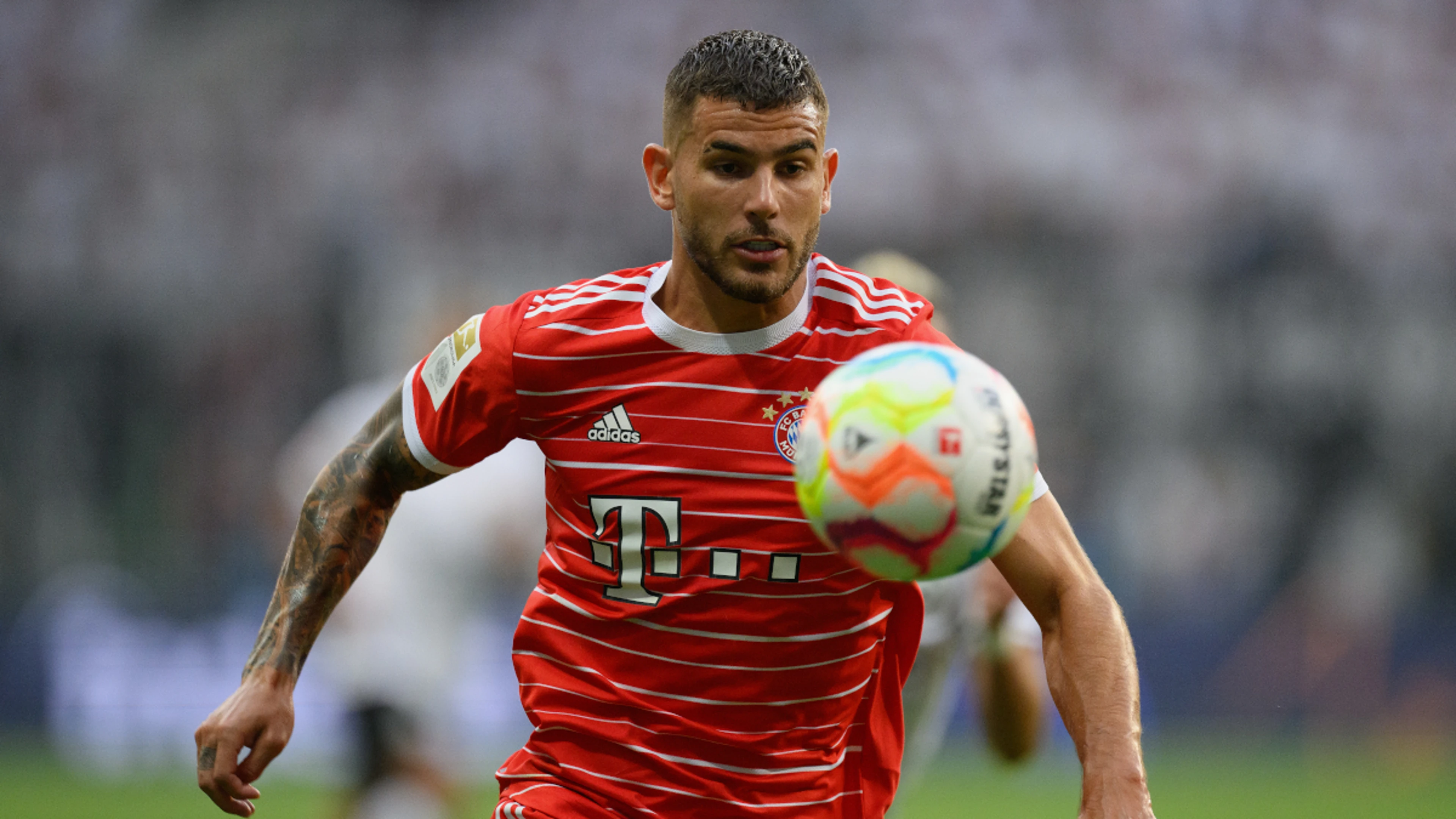 PSG sign France international defender Hernandez from Bayern