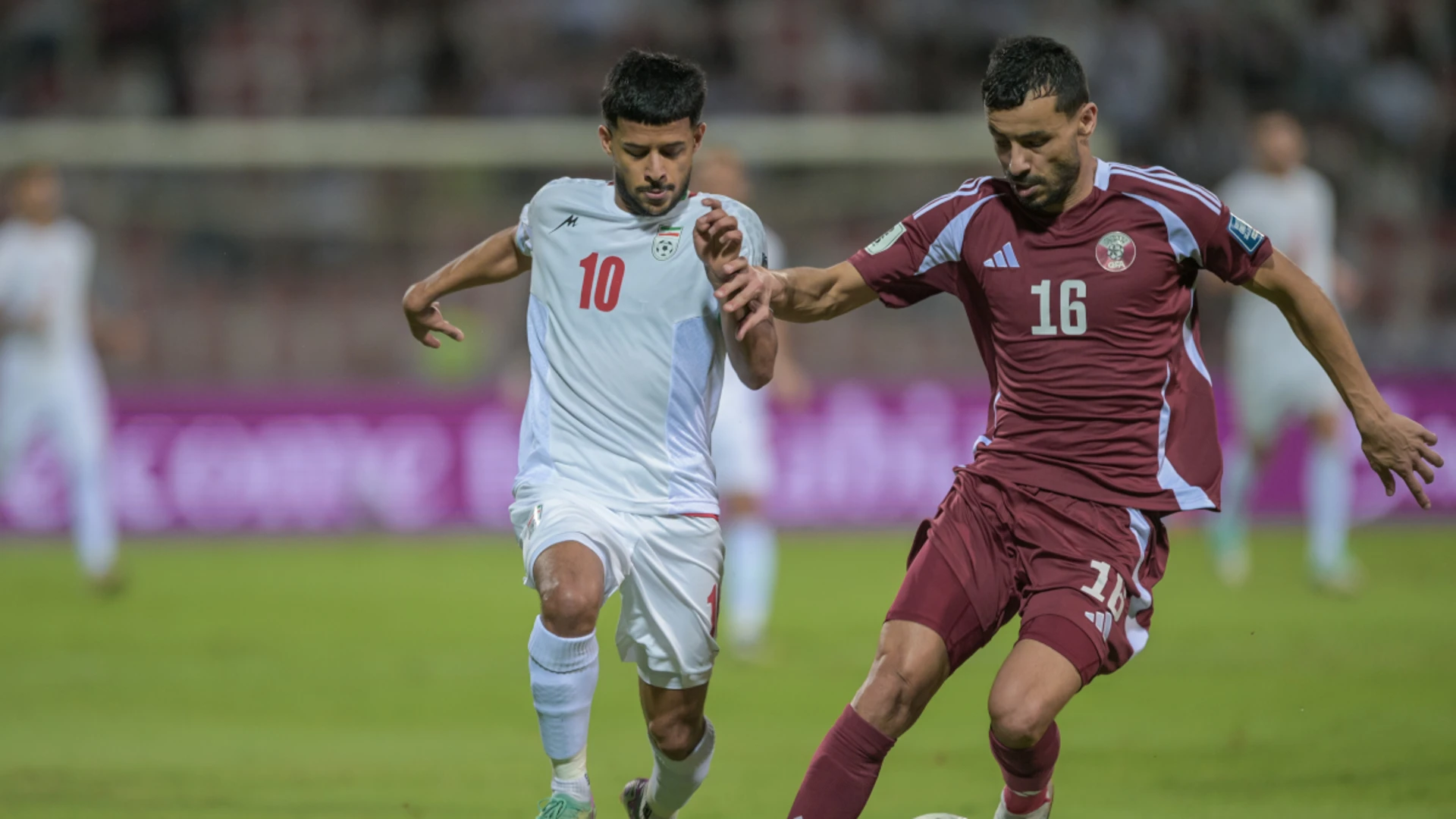 Qatar's Mendes wants improvement after slow start to World Cup qualifiers